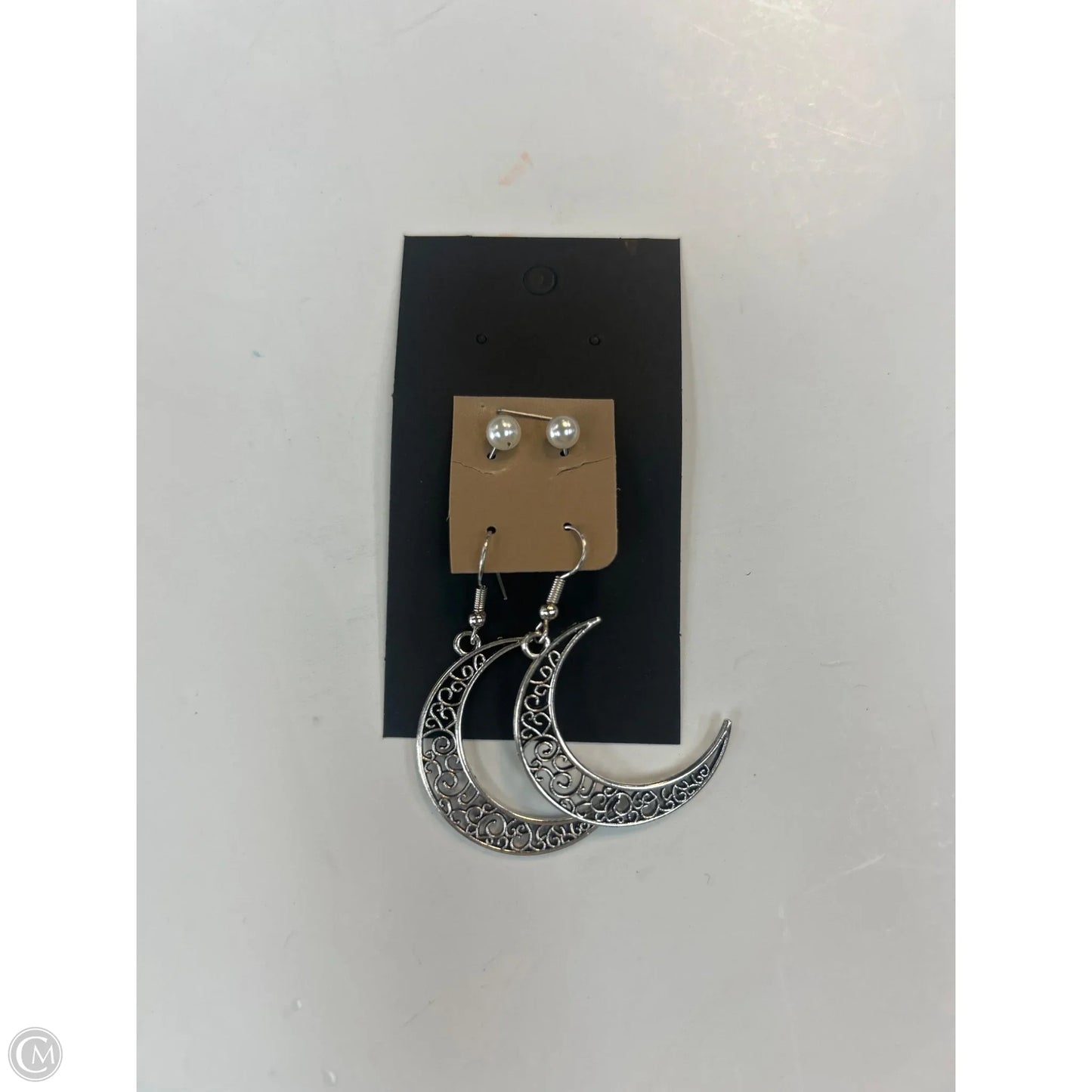 Earrings Dangle/drop By Cmf, Size: 02 Piece Set