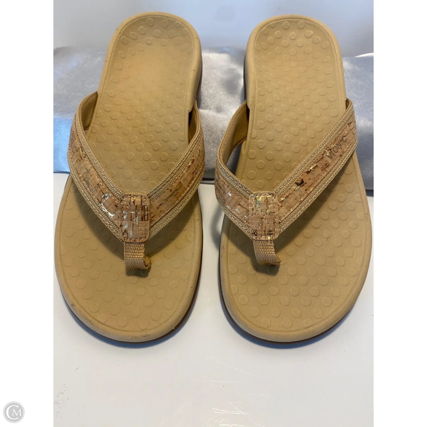 Sandals Flip Flops By Vionic In Beige, Size: 8