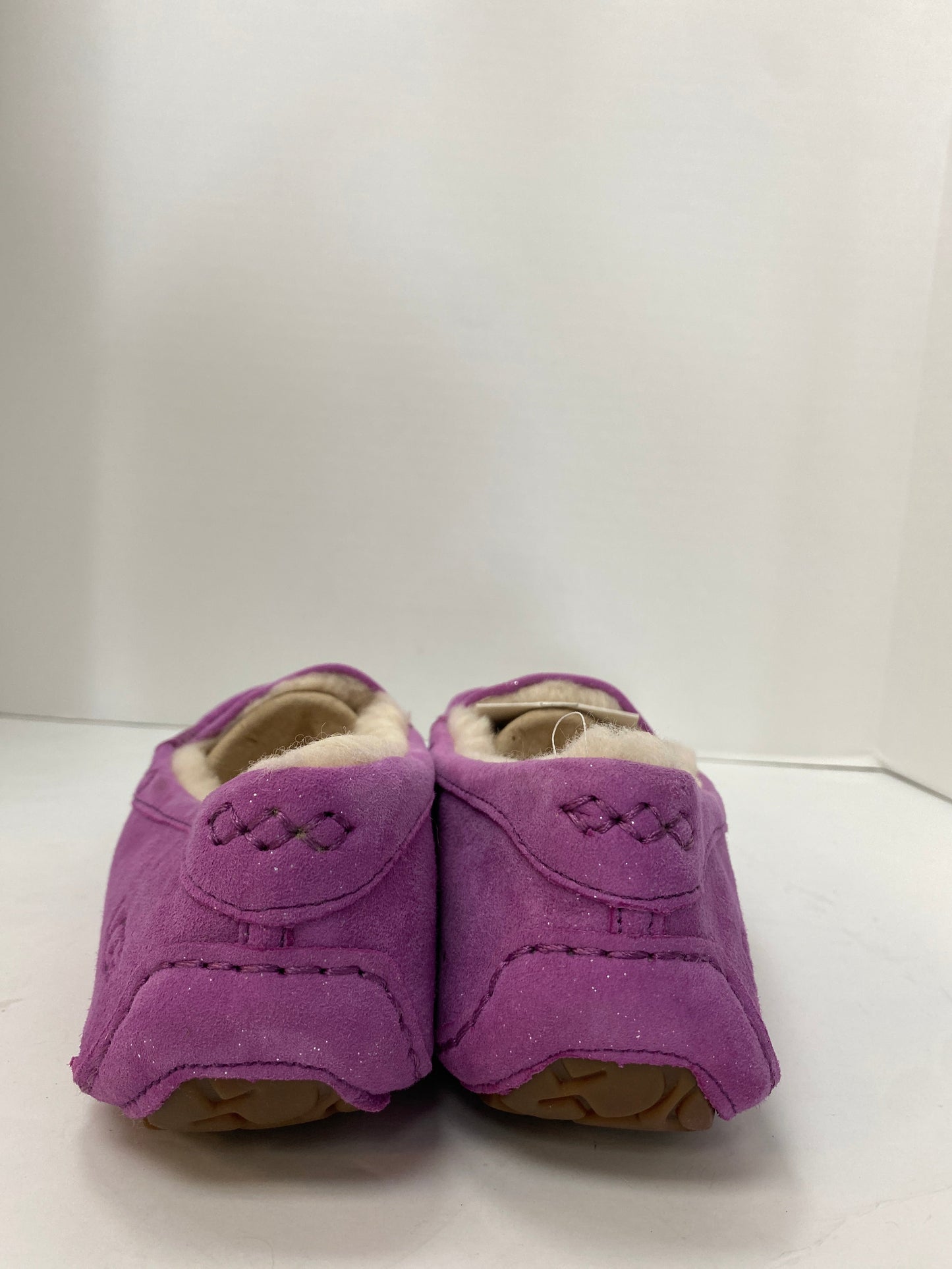 Slippers By Ugg  Size: 9