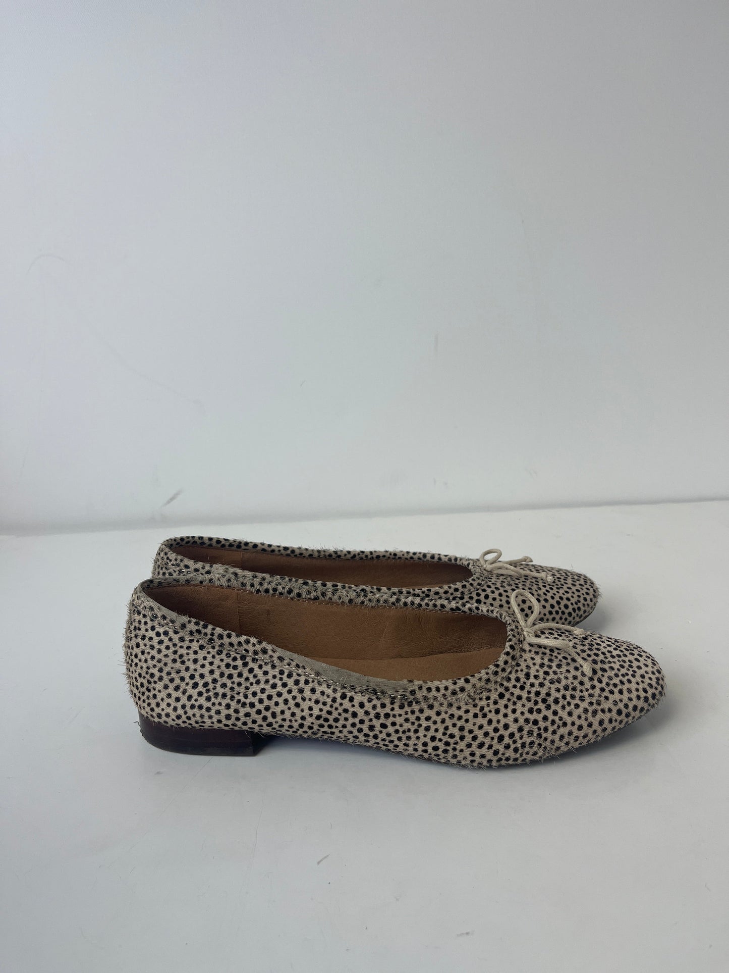 Shoes Flats Ballet By Madewell  Size: 6