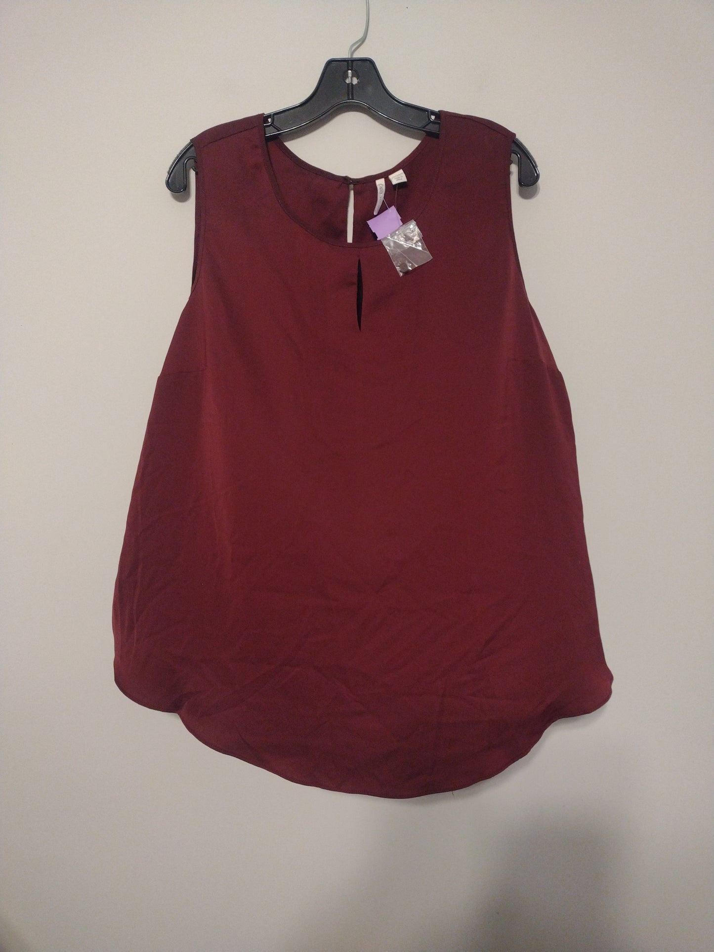 Top Sleeveless By Cato  Size: 2x