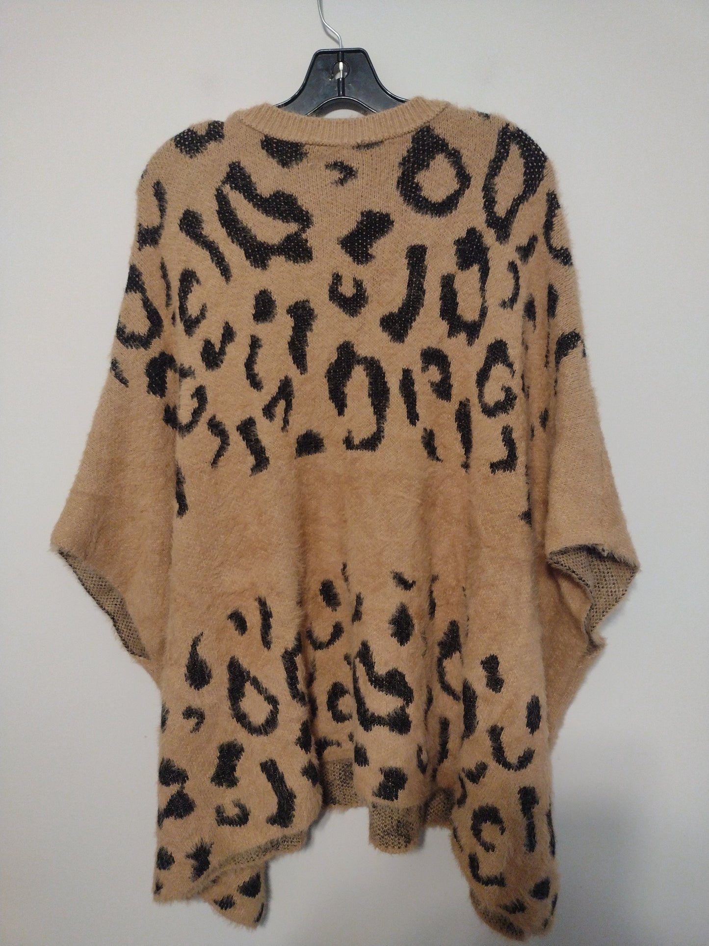 Poncho By Clothes Mentor  Size: Onesize