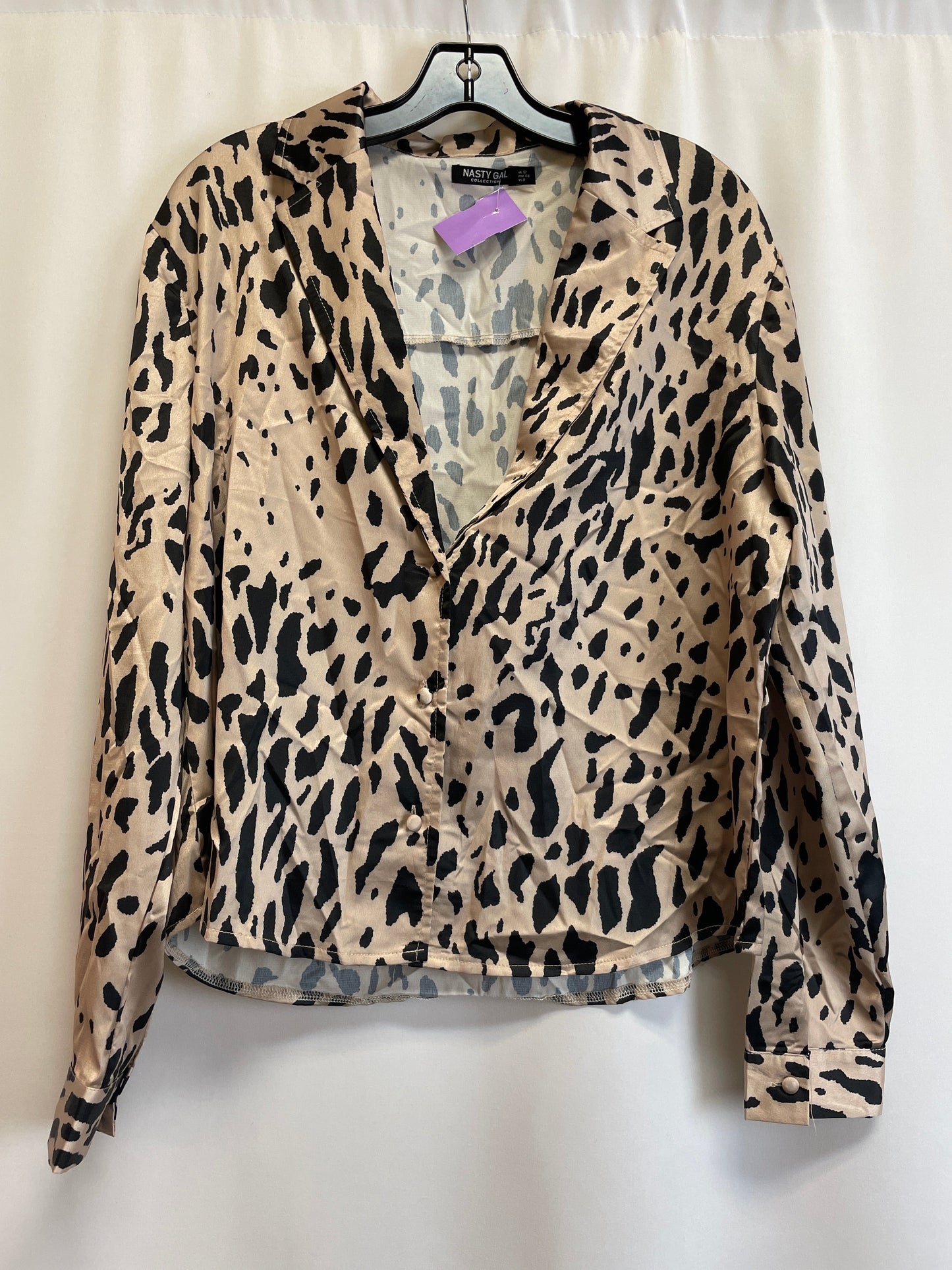 Top Long Sleeve By Nasty Gal  Size: M