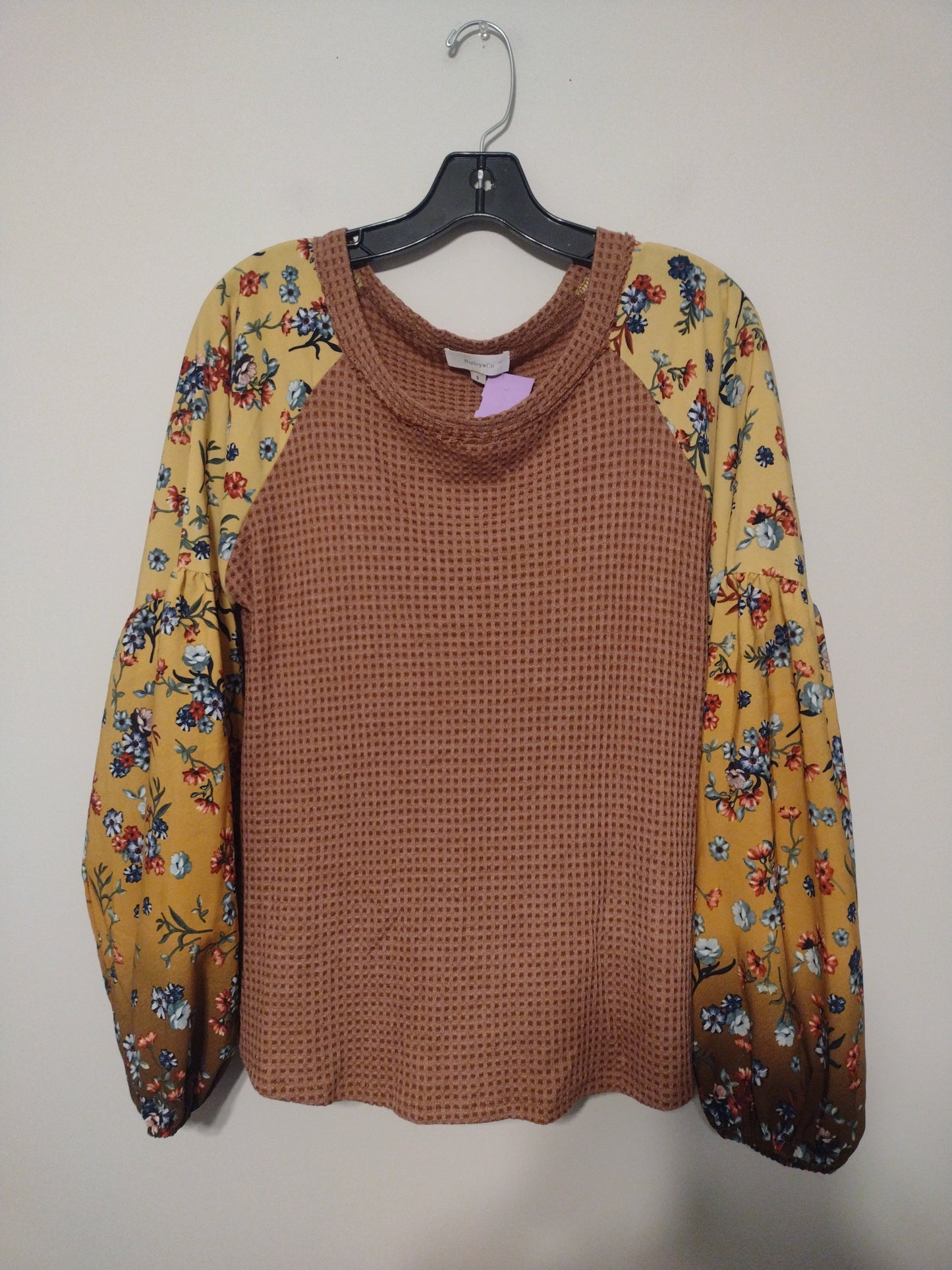 Top Long Sleeve By Clothes Mentor  Size: S