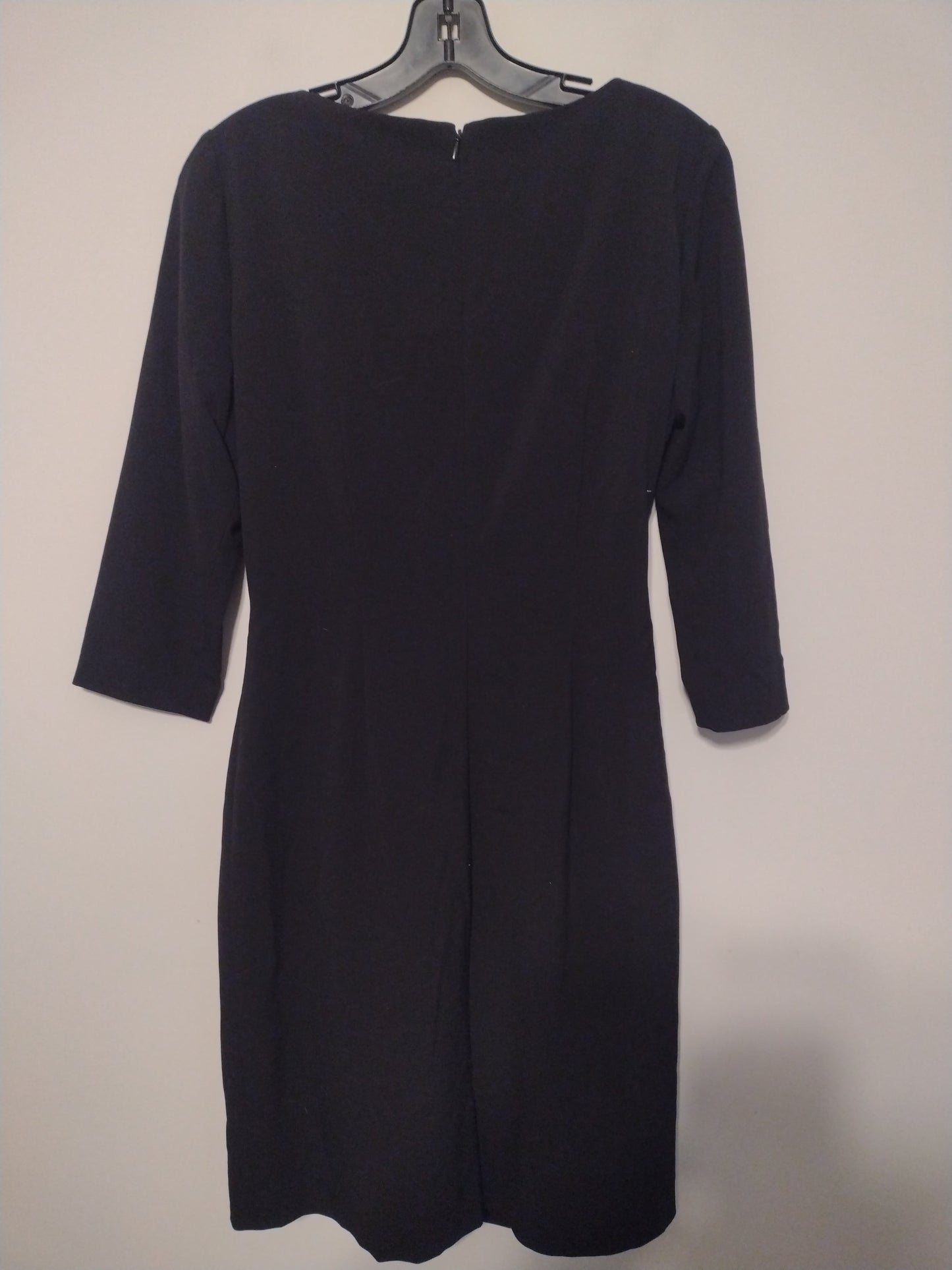 Dress Casual Midi By Tahari  Size: S