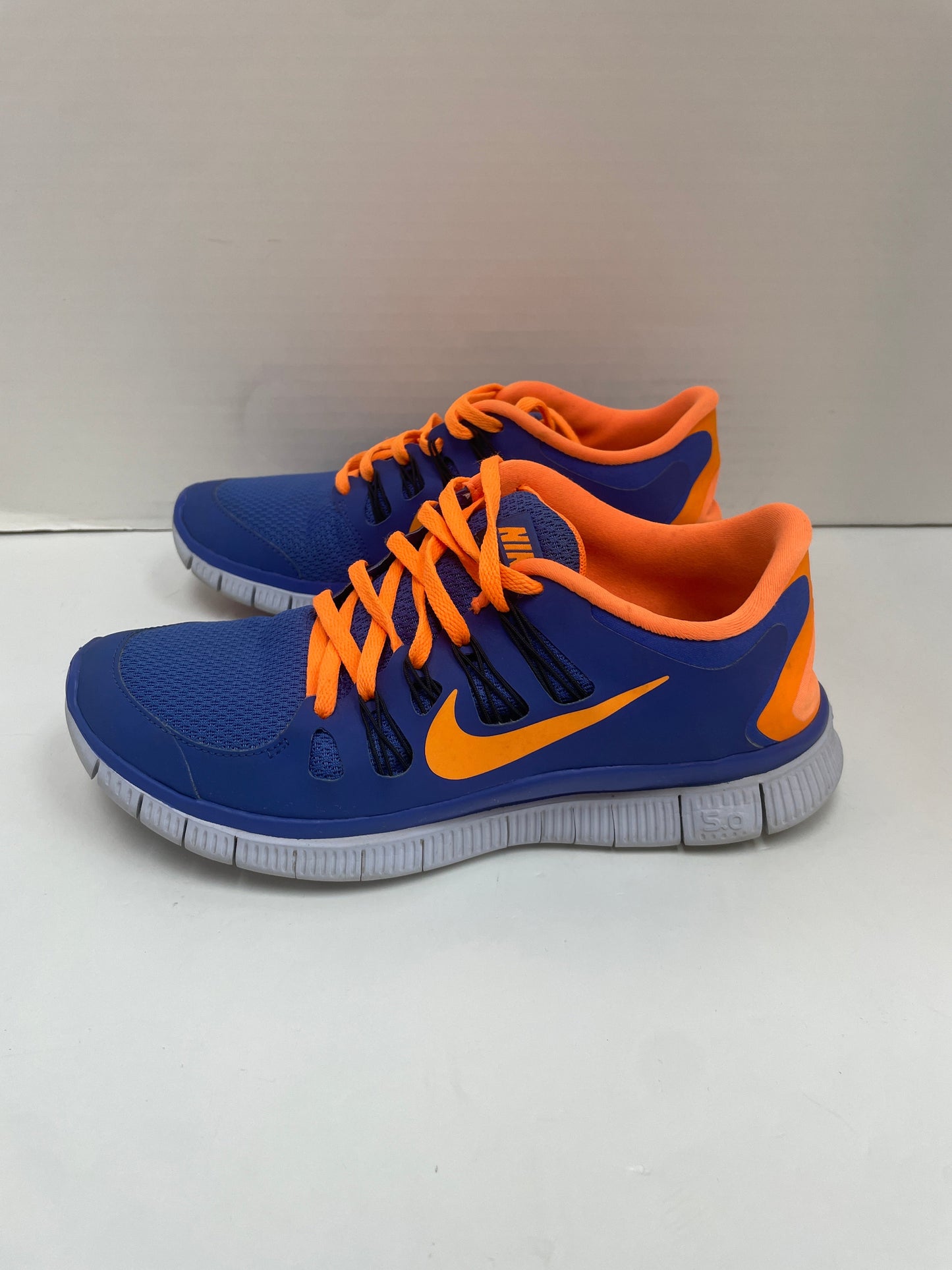 Shoes Athletic By Nike  Size: 8