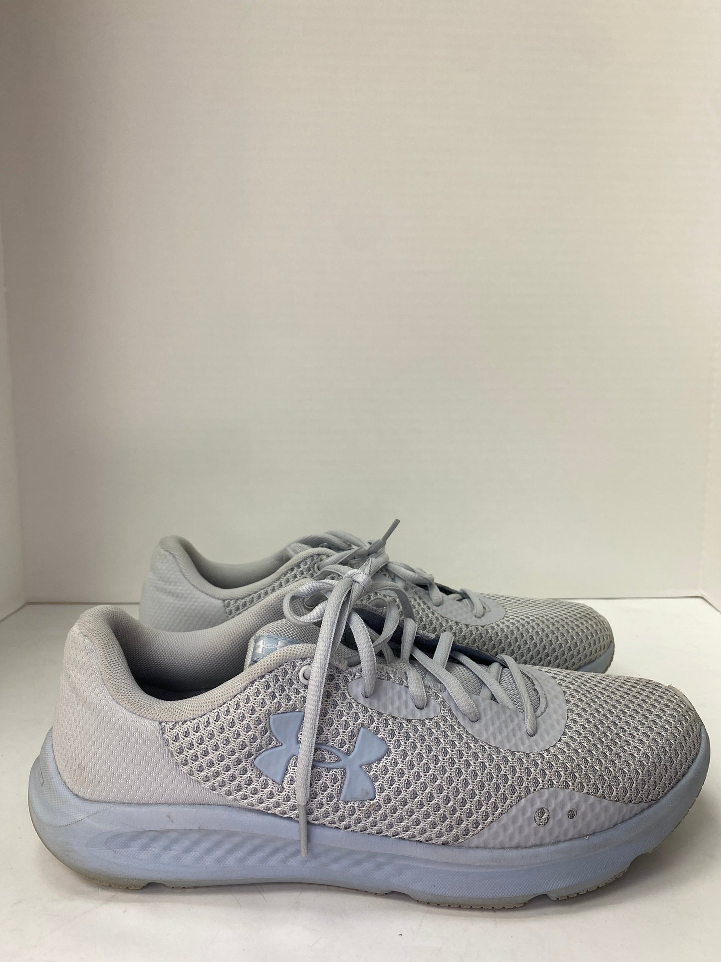 Shoes Athletic By Under Armour  Size: 9.5
