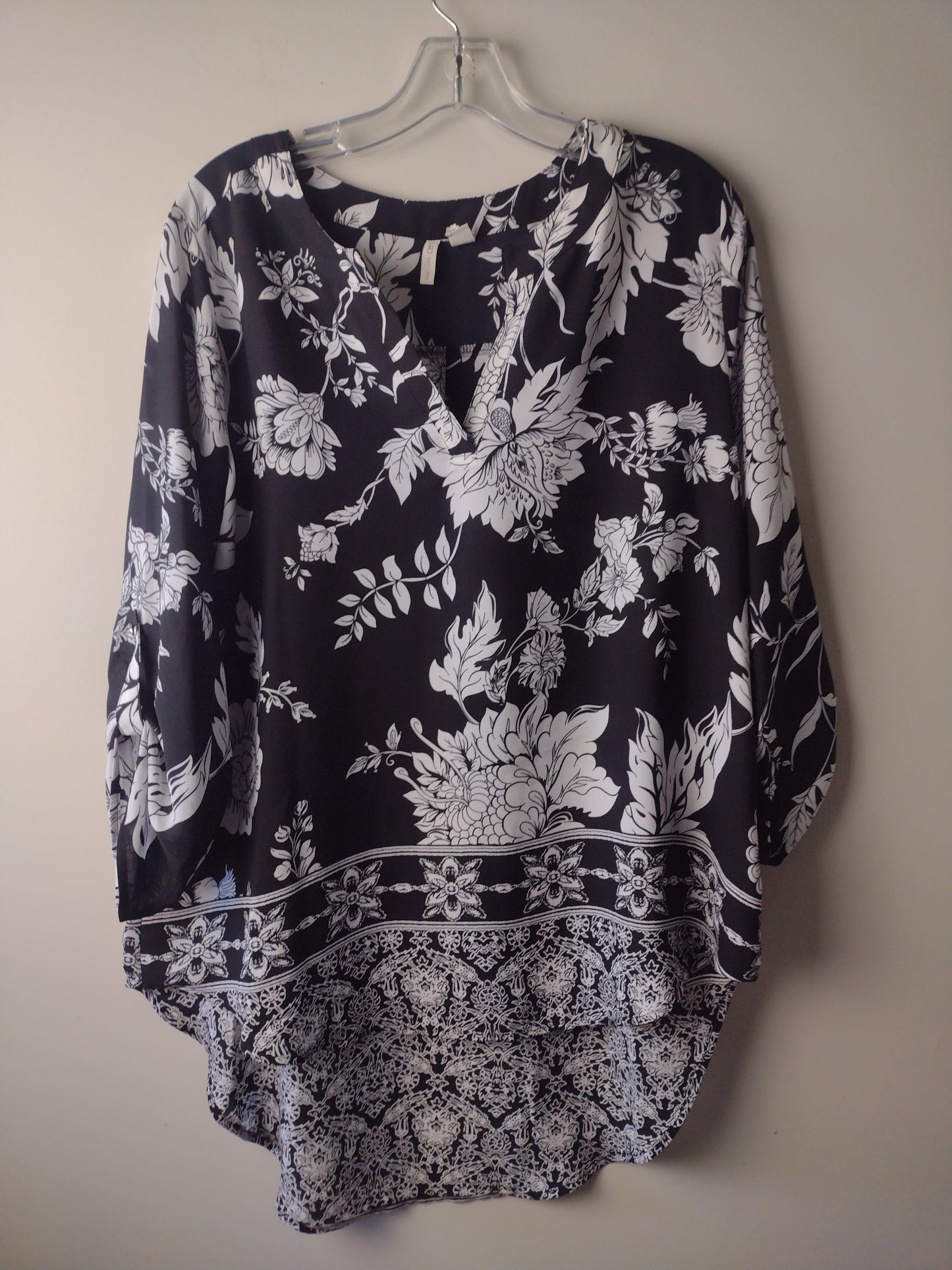 Top 3/4 Sleeve By Cato  Size: L