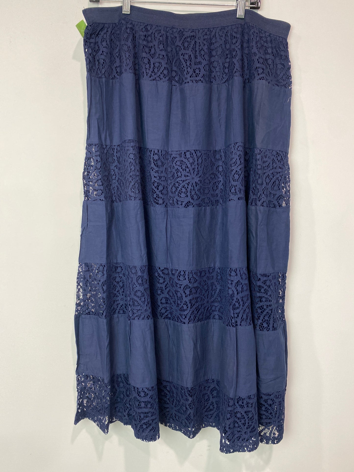 Skirt Maxi By Clothes Mentor  Size: 18