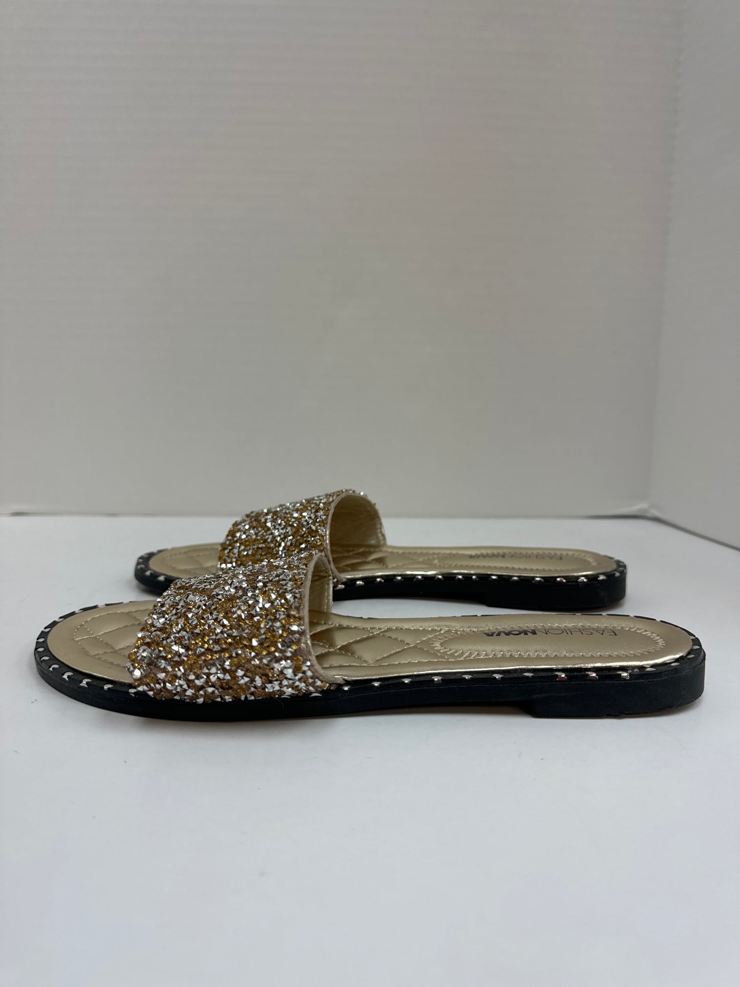Sandals Flats By Fashion Nova  Size: 8.5