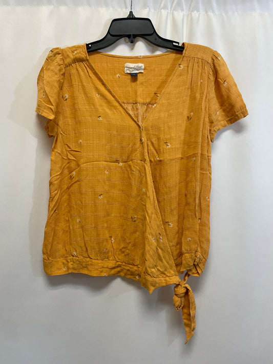 Top Short Sleeve By Universal Thread  Size: M