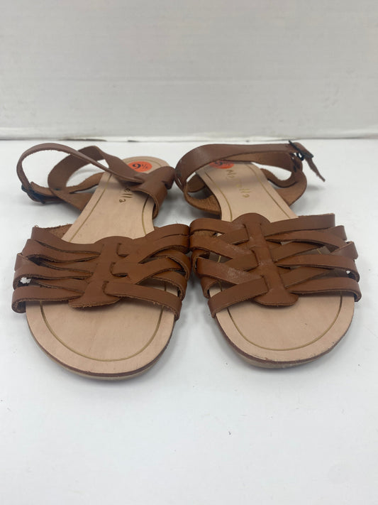 Sandals Flats By Cmf  Size: 9.5