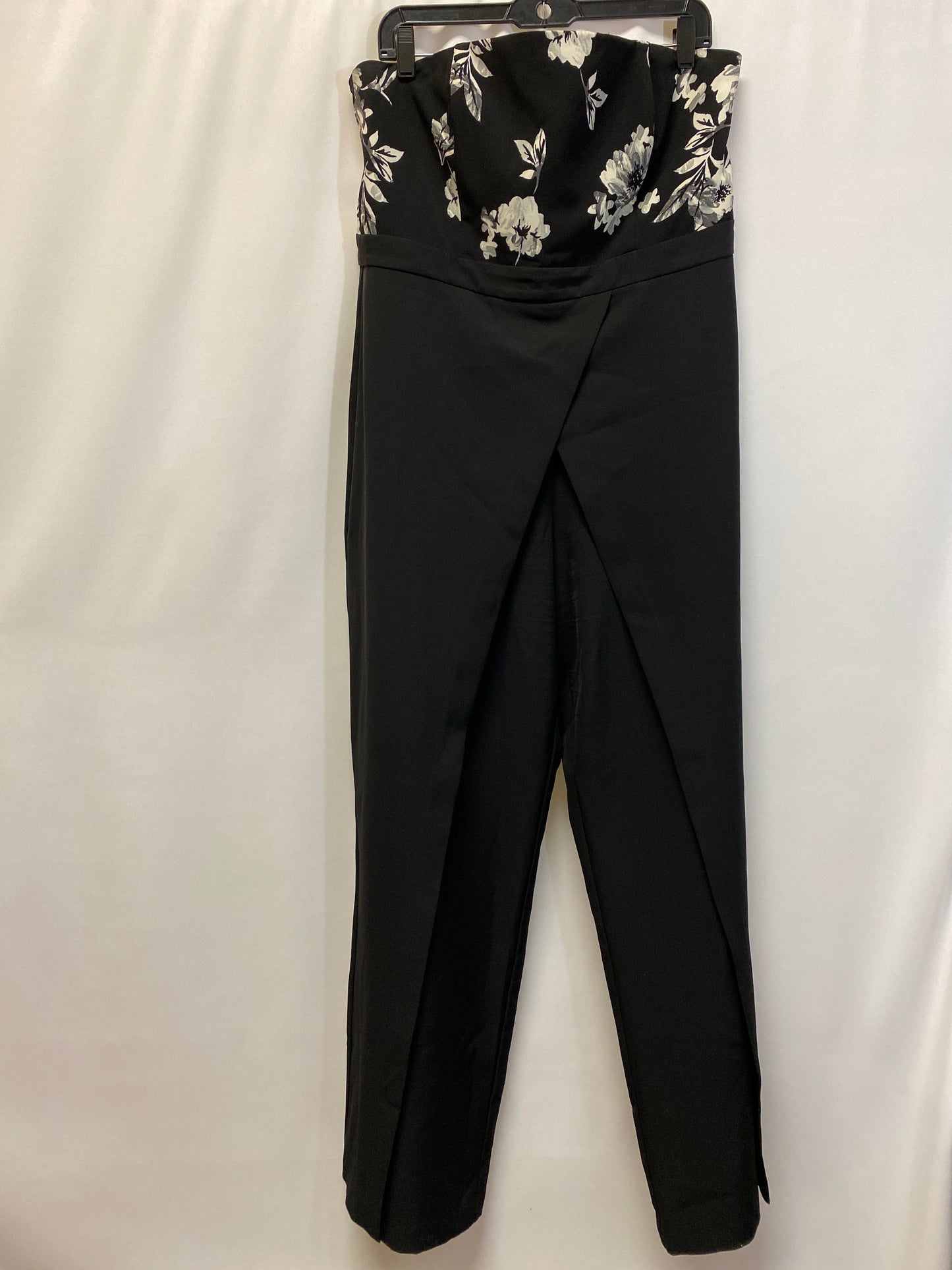 Black Jumpsuit White House Black Market, Size L