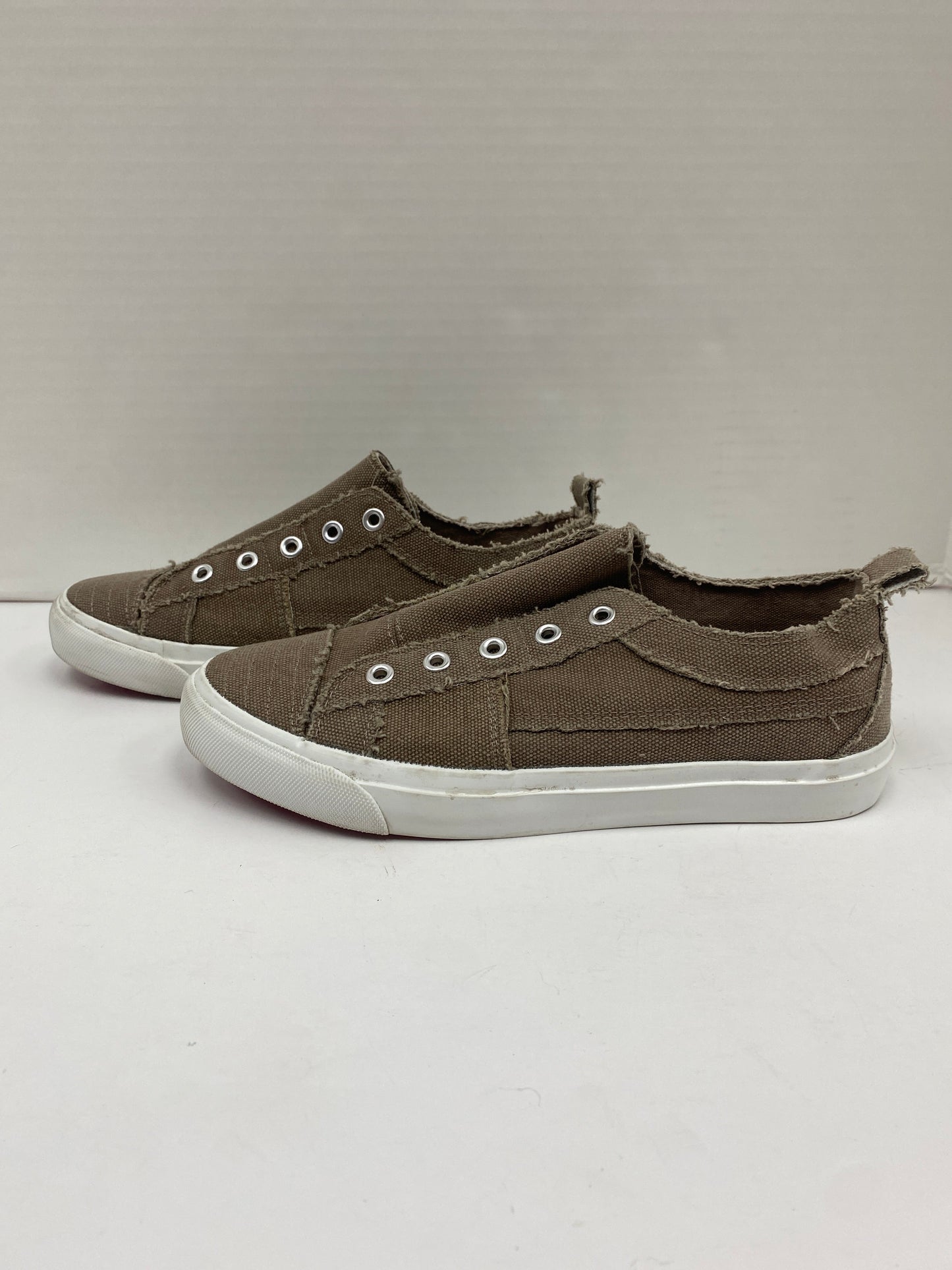 Taupe Shoes Sneakers Corkys, Size 7