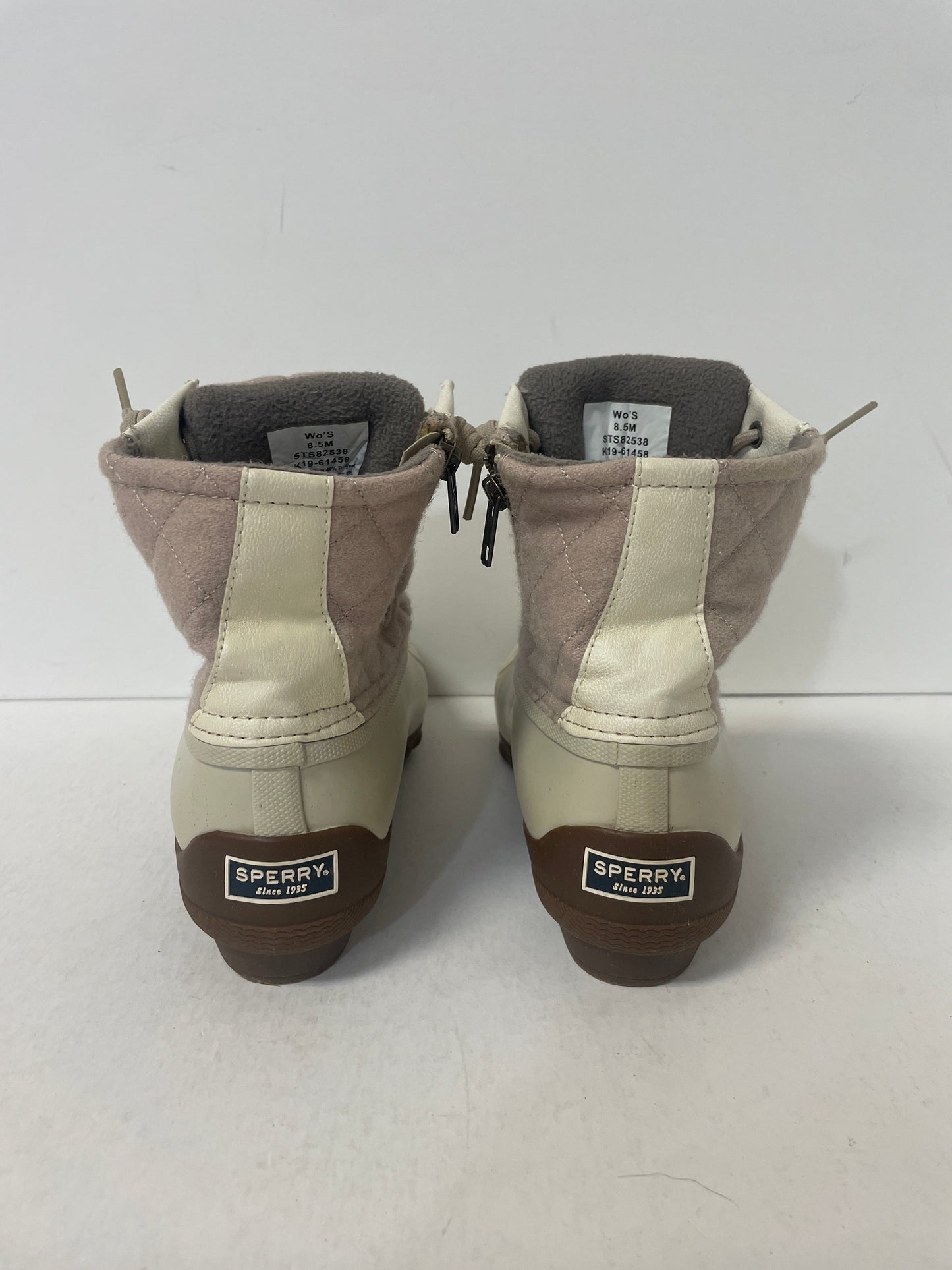 Beige Boots Ankle Flats Sperry, Size 8.5