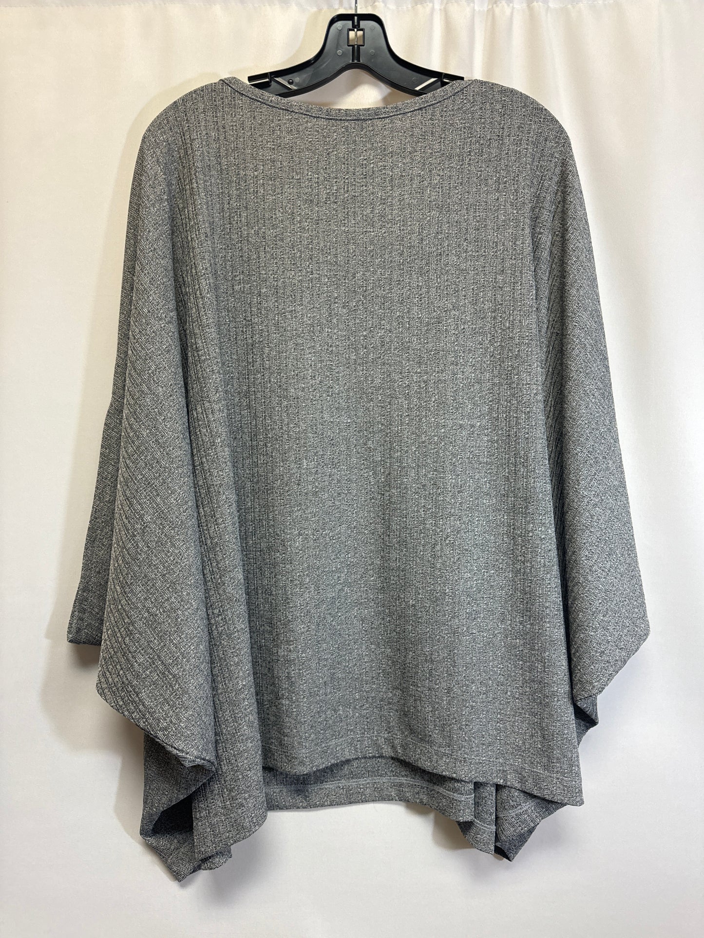 Grey Top 3/4 Sleeve Lisa Rinna, Size 3x