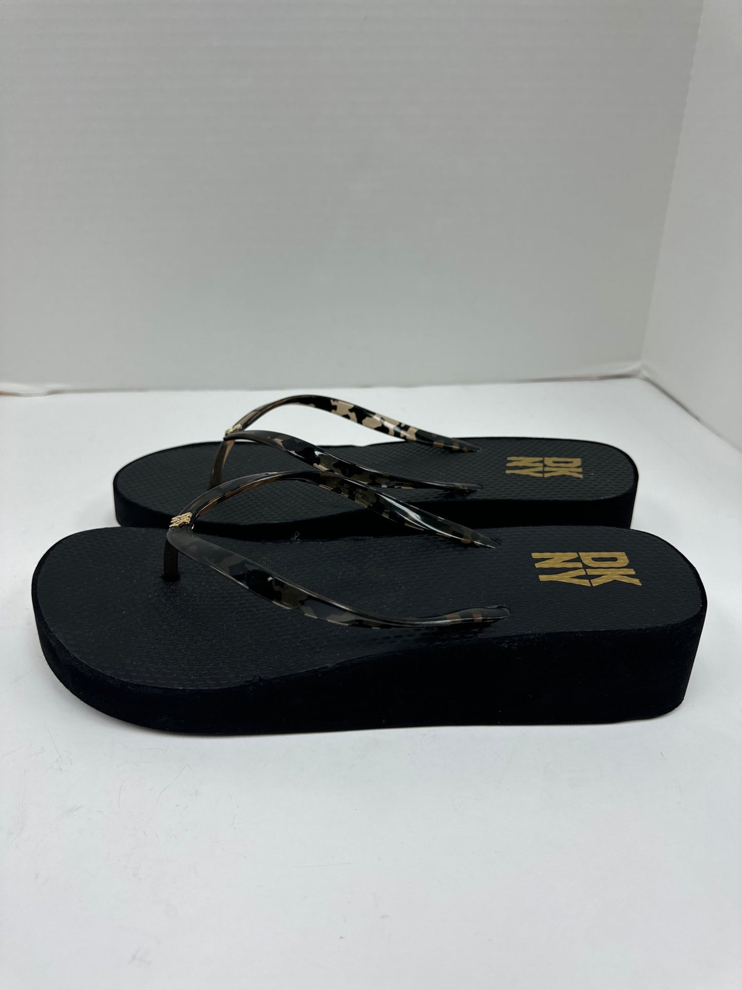 Black Sandals Flip Flops Dkny, Size 10
