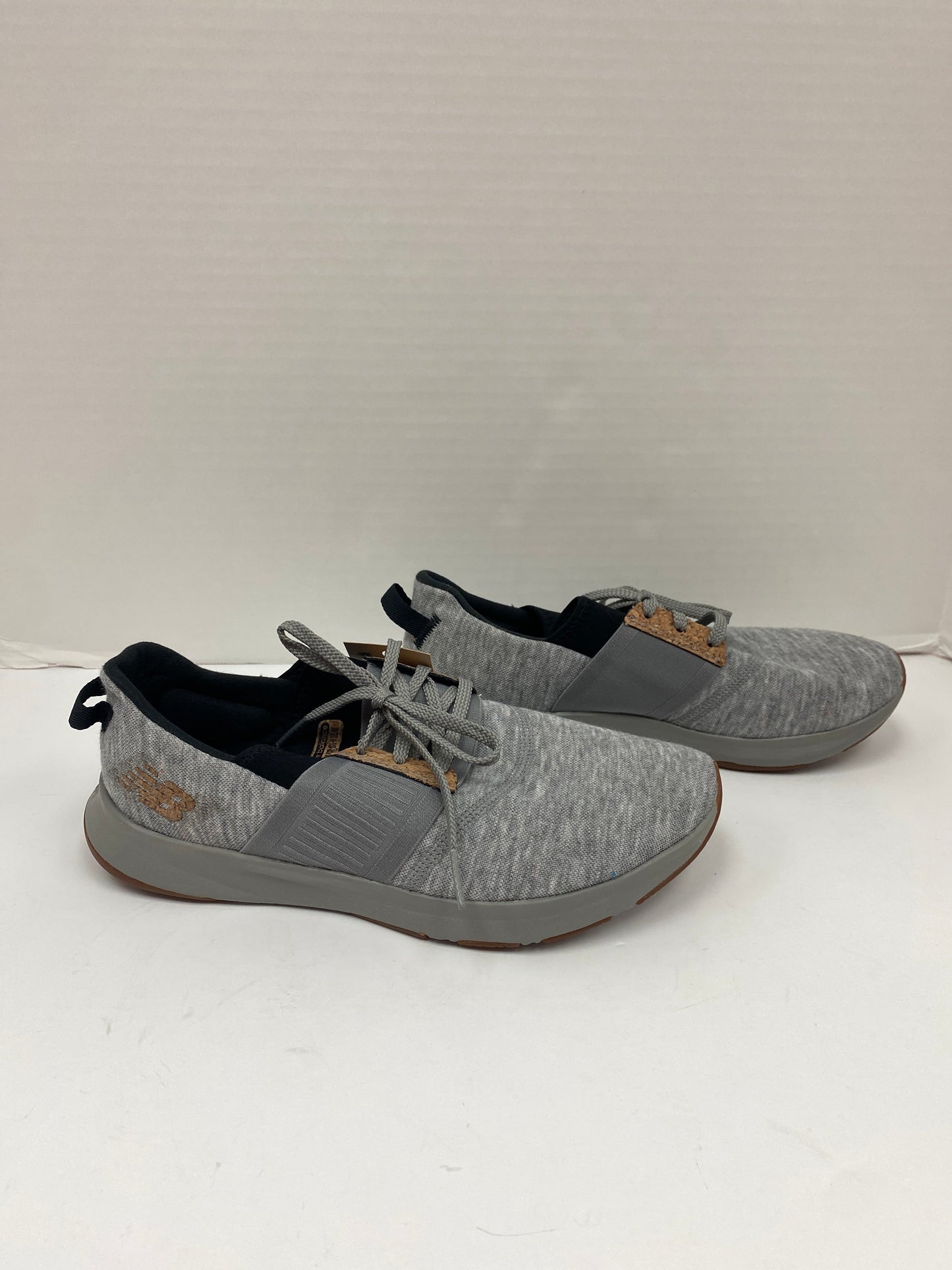 Grey Shoes Athletic New Balance, Size 7