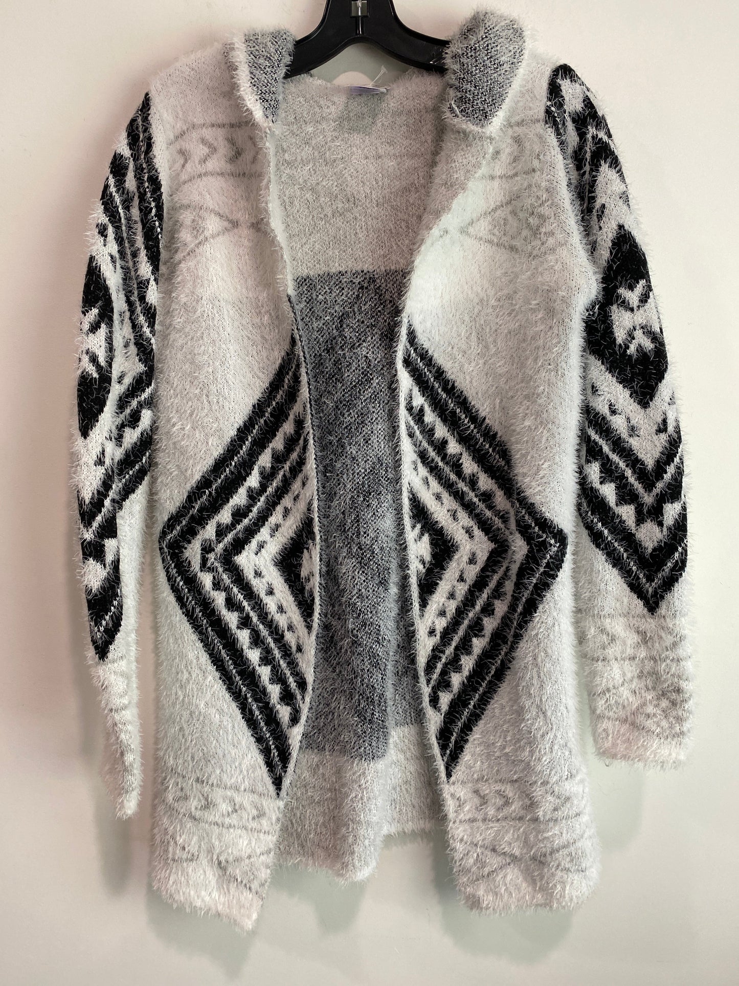 Black & White Sweater Cardigan Clothes Mentor, Size L