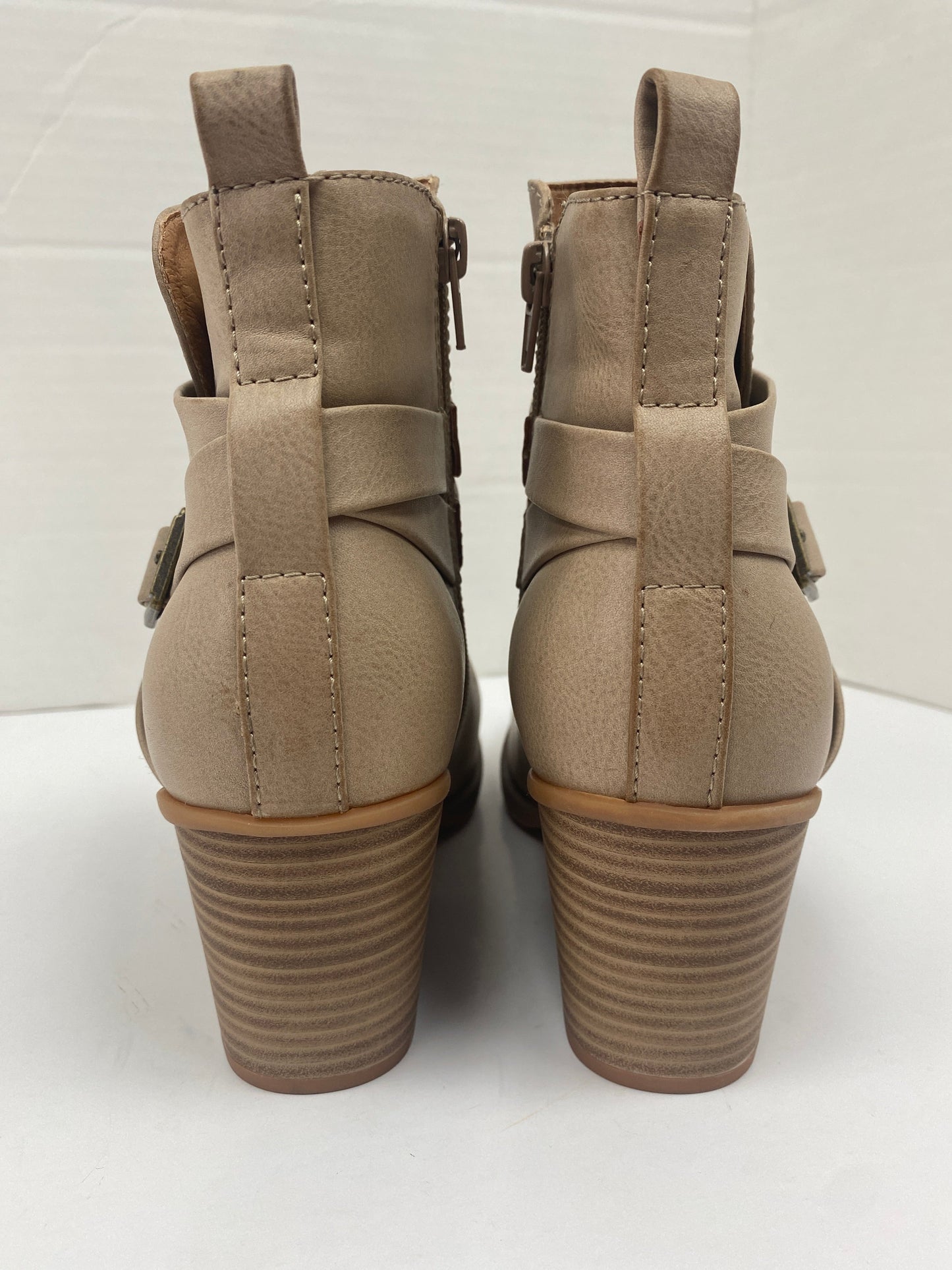 Beige Boots Ankle Heels Korks, Size 8.5