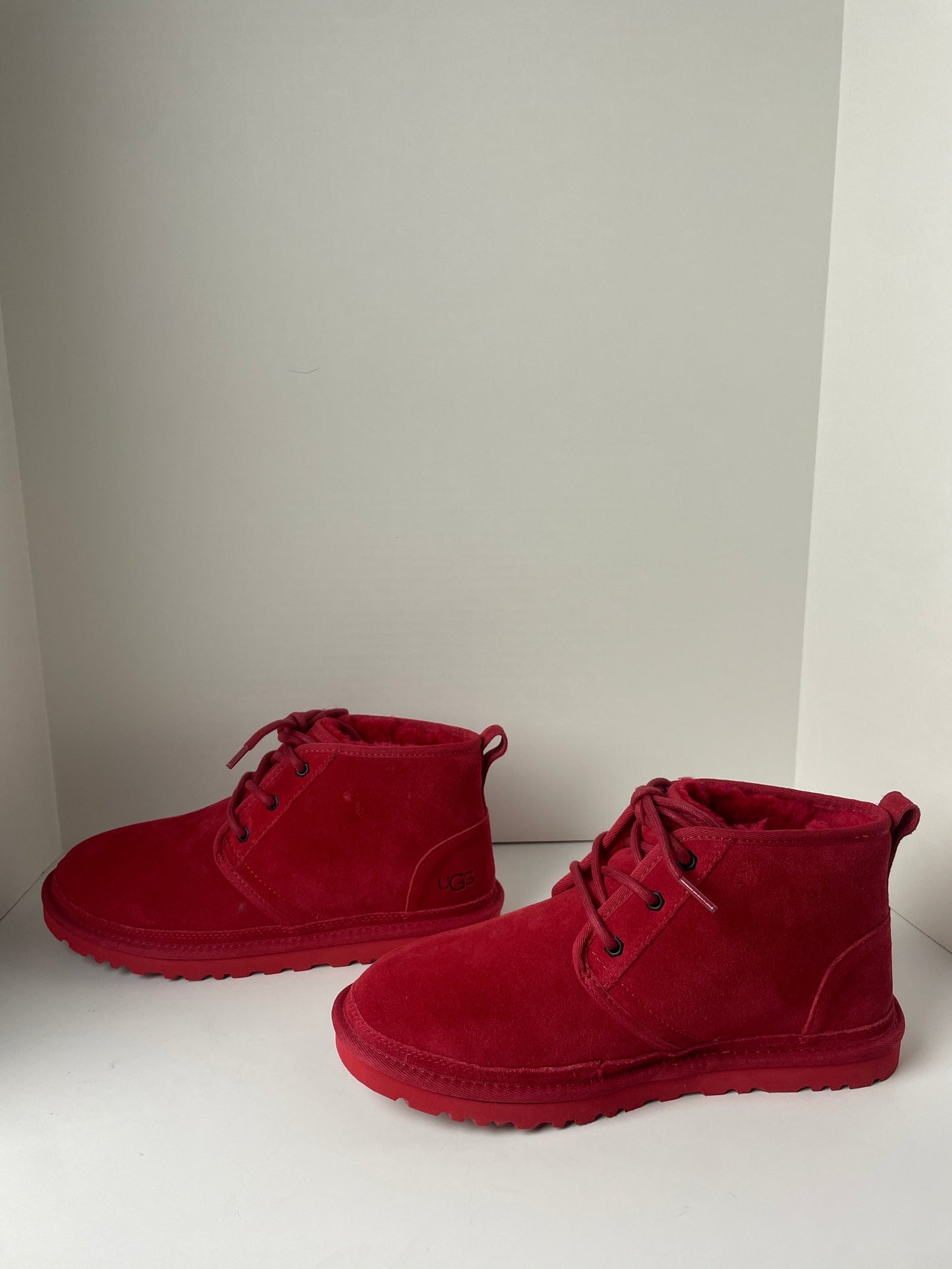 Red Shoes Flats Ugg, Size 9