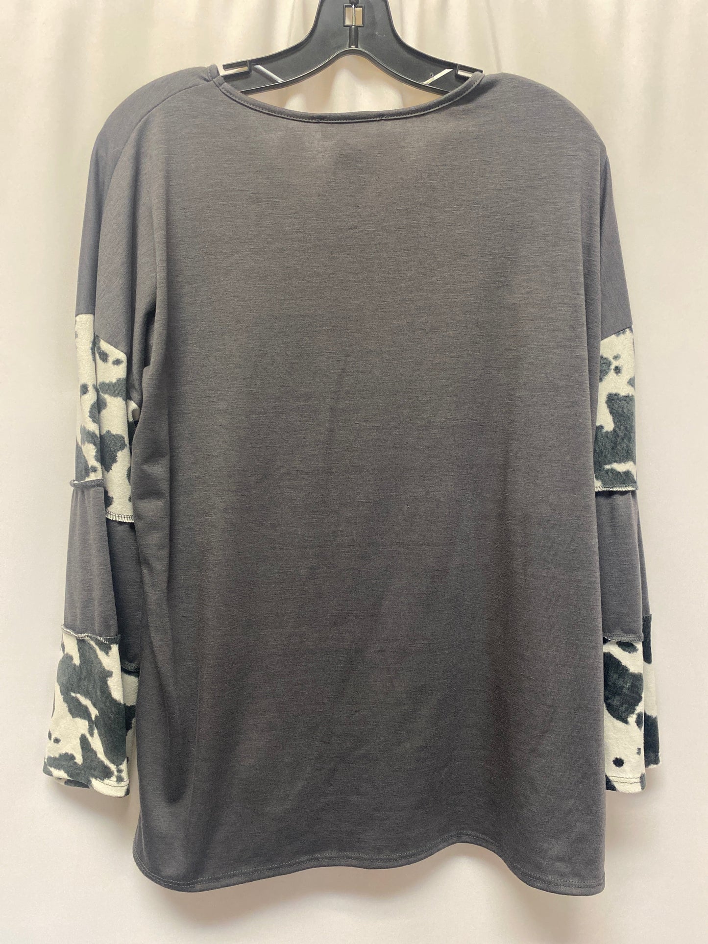 Grey Top Long Sleeve Clothes Mentor, Size M