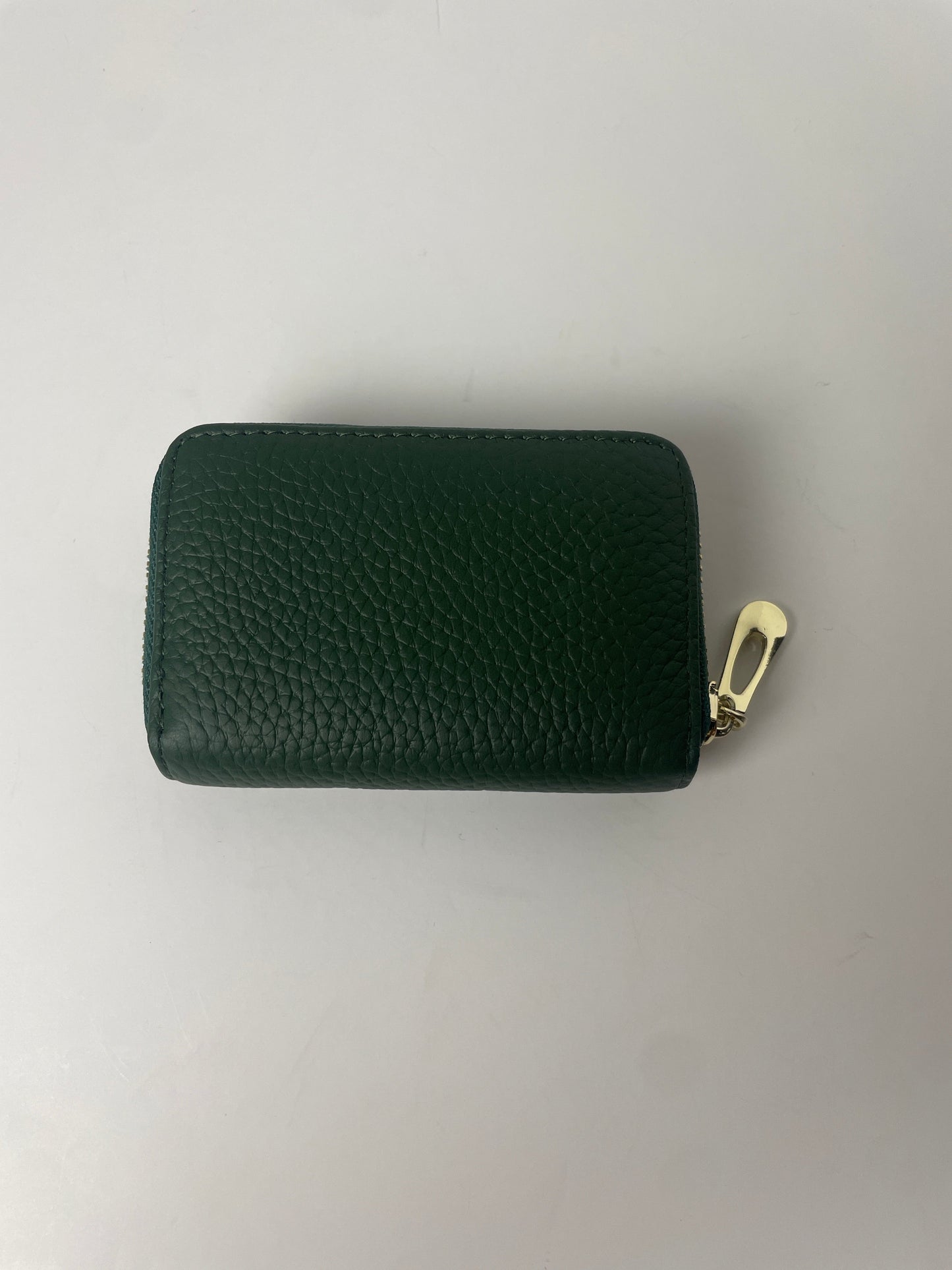 Wallet Clothes Mentor, Size Small