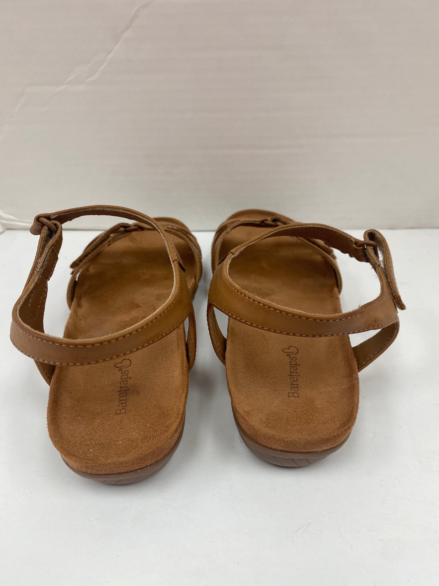 Brown Sandals Flats Bare Traps, Size 11