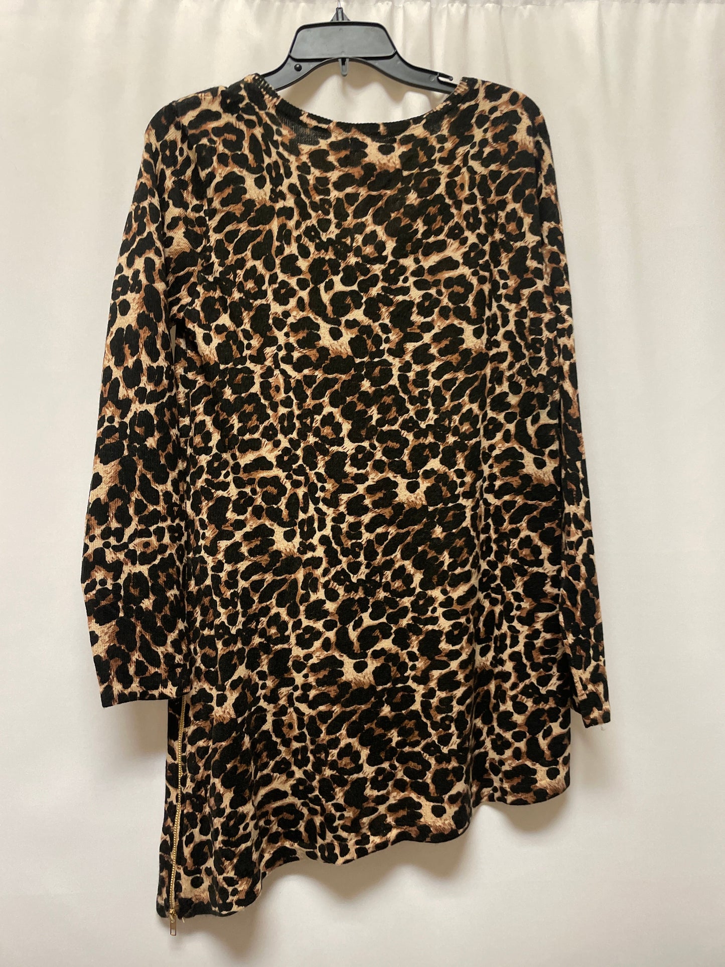 Animal Print Top Long Sleeve New York And Co, Size M