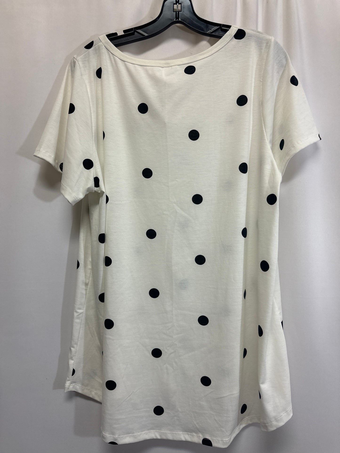 Top Short Sleeve By Lularoe In White, Size: 2x