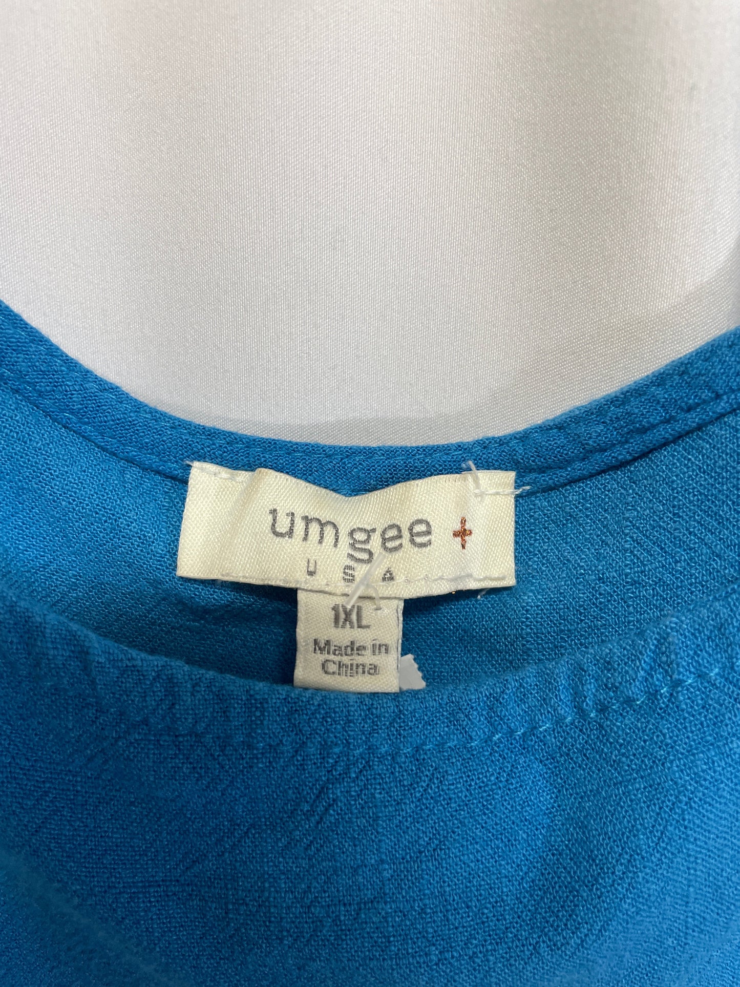 Top Short Sleeve By Umgee In Blue, Size: 1x