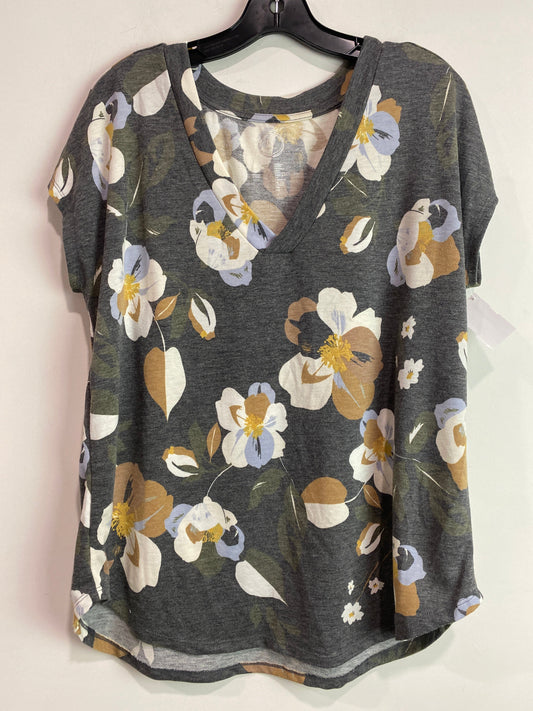 Top Short Sleeve By Maurices In Grey, Size: L