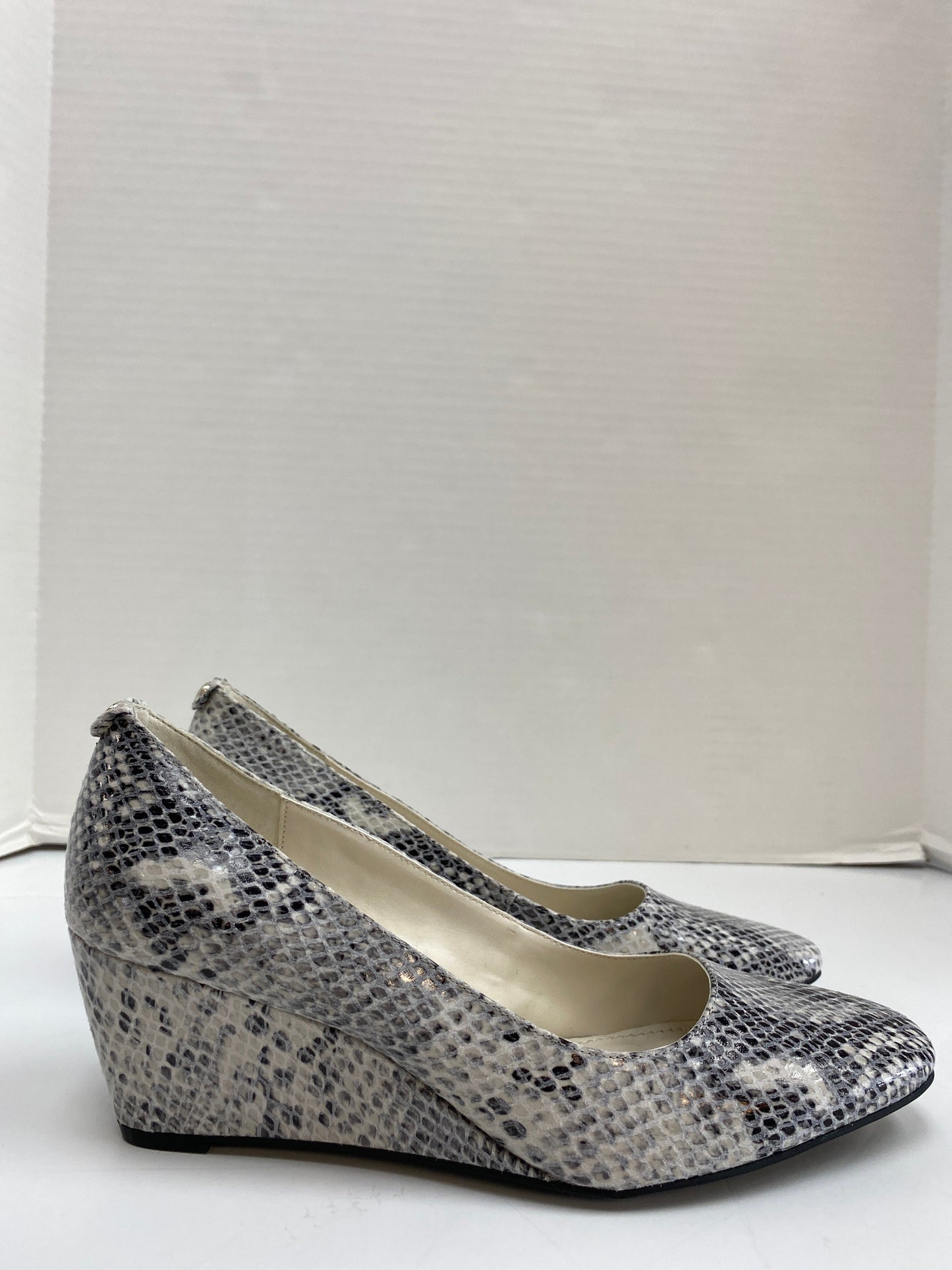 Shoes Heels Wedge By Anne Klein In Snakeskin Print, Size: 8