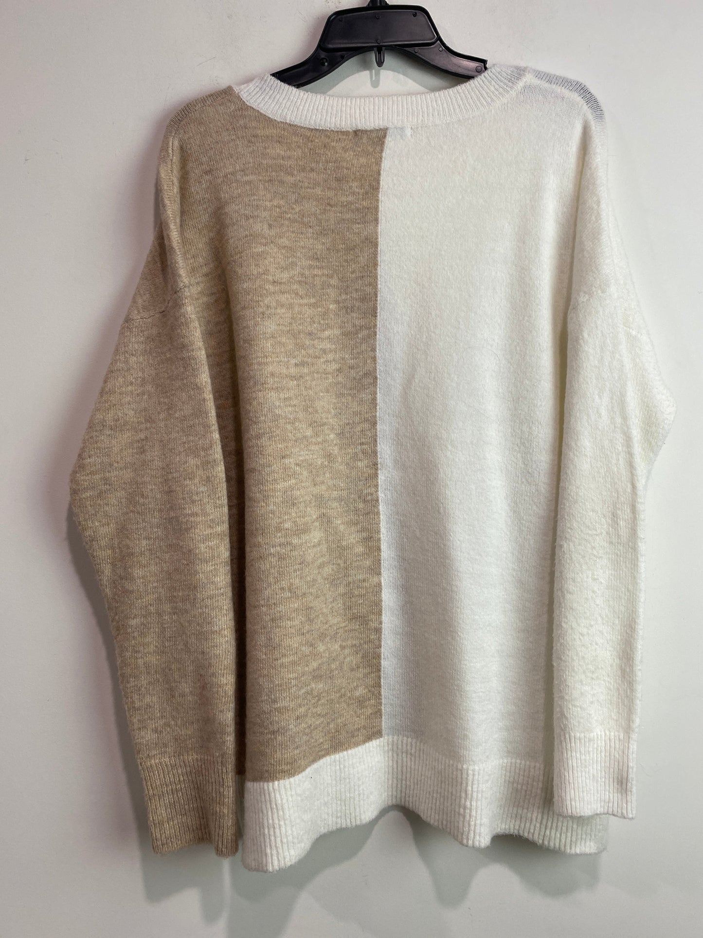 Sweater By Staccato In Cream, Size: L