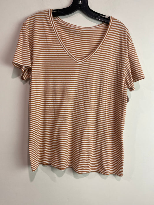 Top Short Sleeve By American Eagle In Brown, Size: L