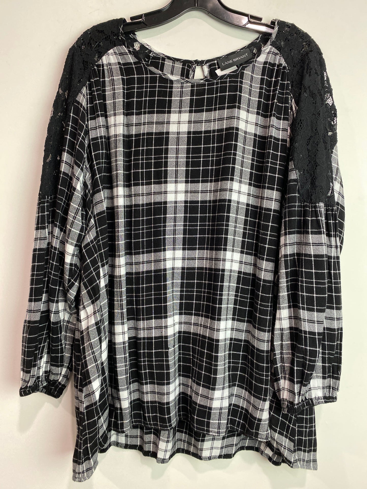 Top Long Sleeve By Lane Bryant In Black, Size: 1x