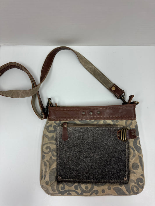 Crossbody By Myra, Size: Medium