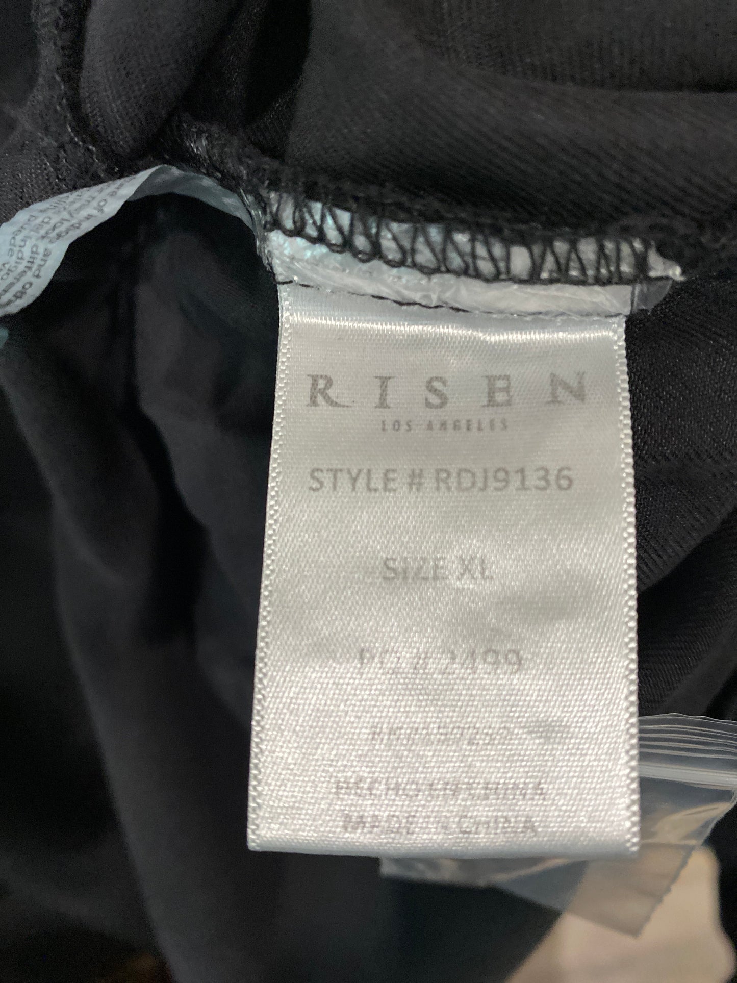 Top Long Sleeve By Risen In Black, Size: Xl