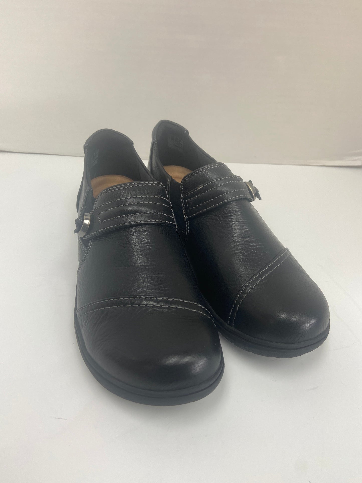 Shoes Flats By Clarks In Black, Size: 9