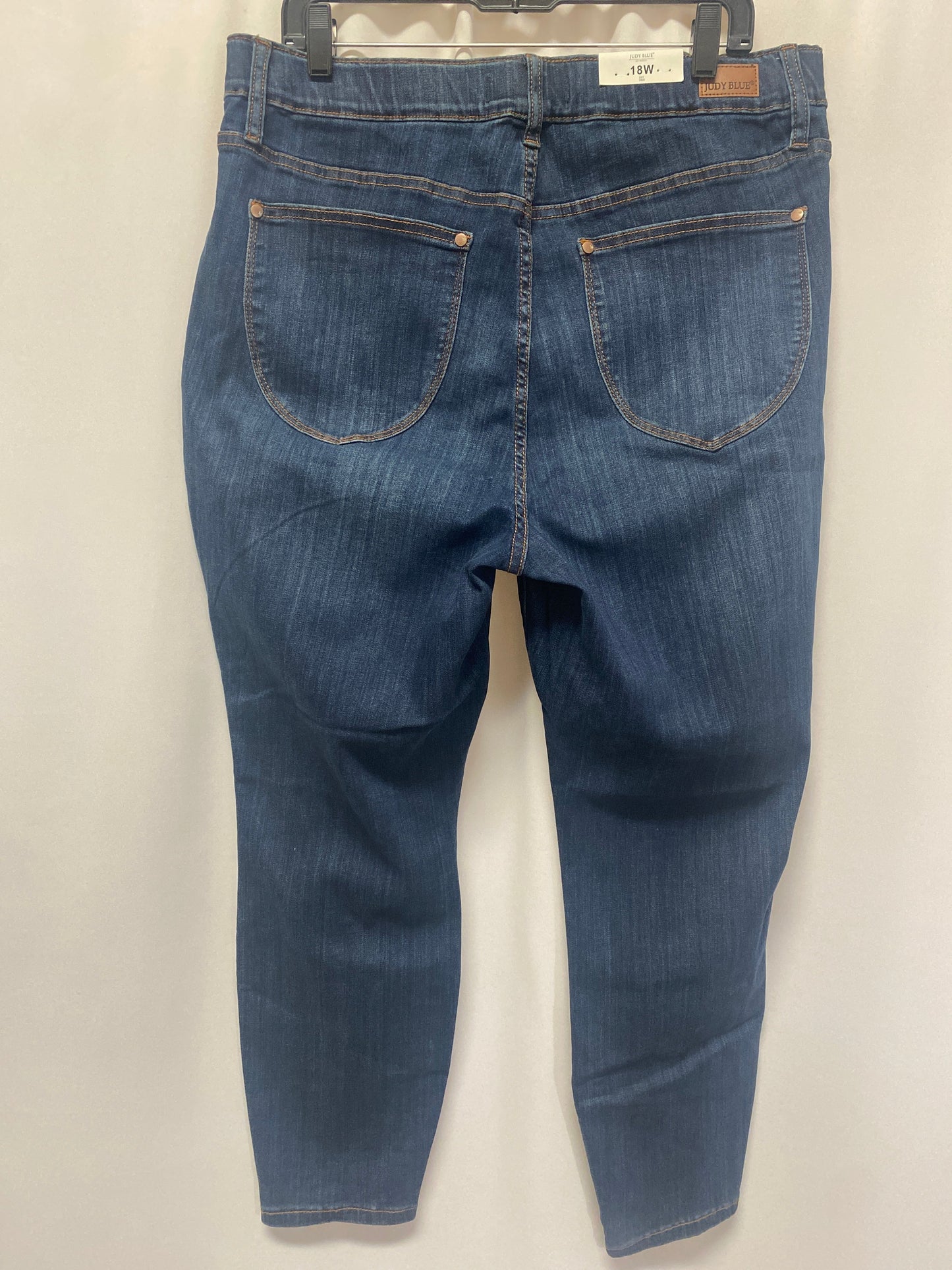 Jeans Skinny By Judy Blue In Blue Denim, Size: 18