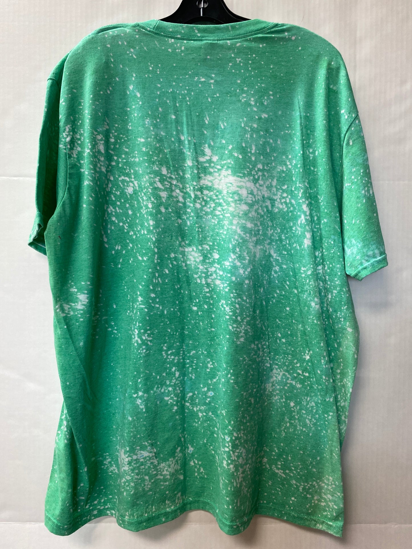 Top Short Sleeve By Gildan In Green, Size: 2x