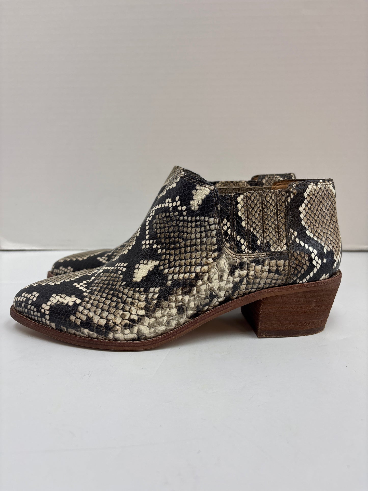 Boots Ankle Heels By Madewell In Snakeskin Print, Size: 7.5