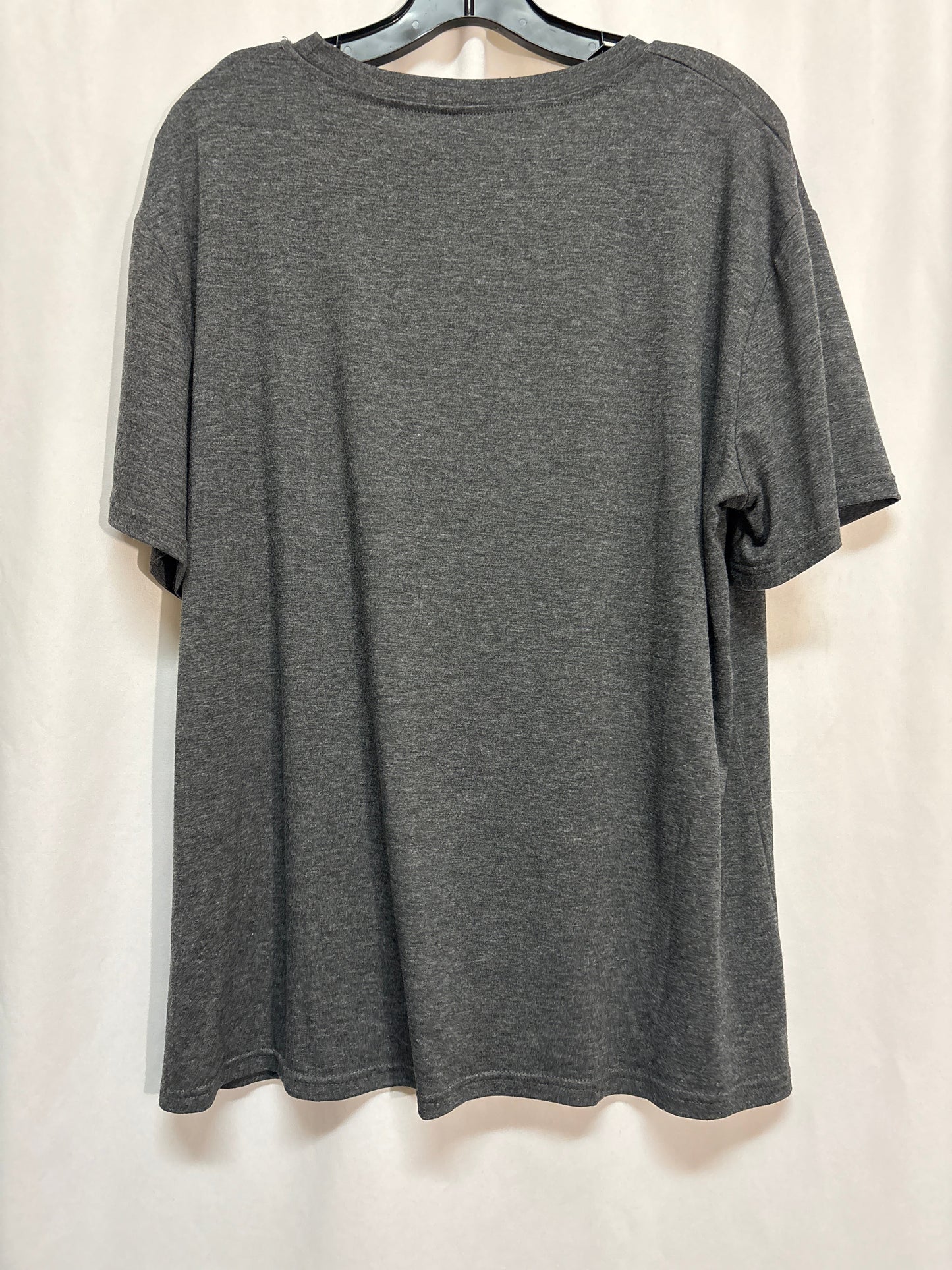 Top Short Sleeve By Clothes Mentor In Grey, Size: 2x