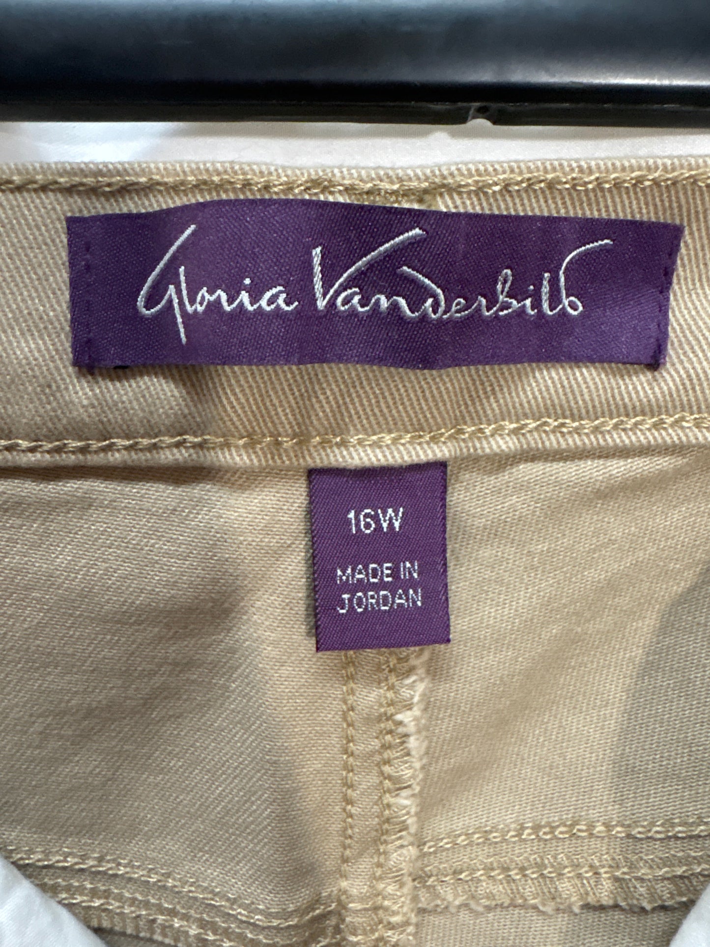 Jeans Straight By Gloria Vanderbilt In Beige, Size: 16