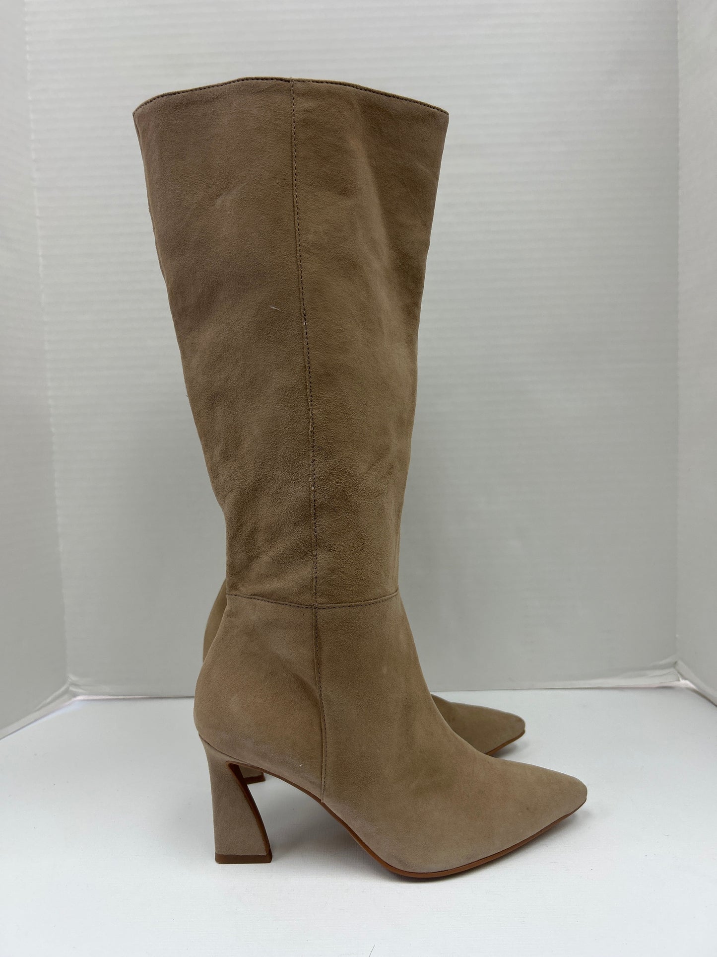 Boots Knee Heels By Vince Camuto In Beige, Size: 6.5