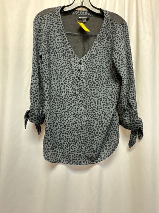 Top 3/4 Sleeve By Fortune & Ivy In Grey, Size: S