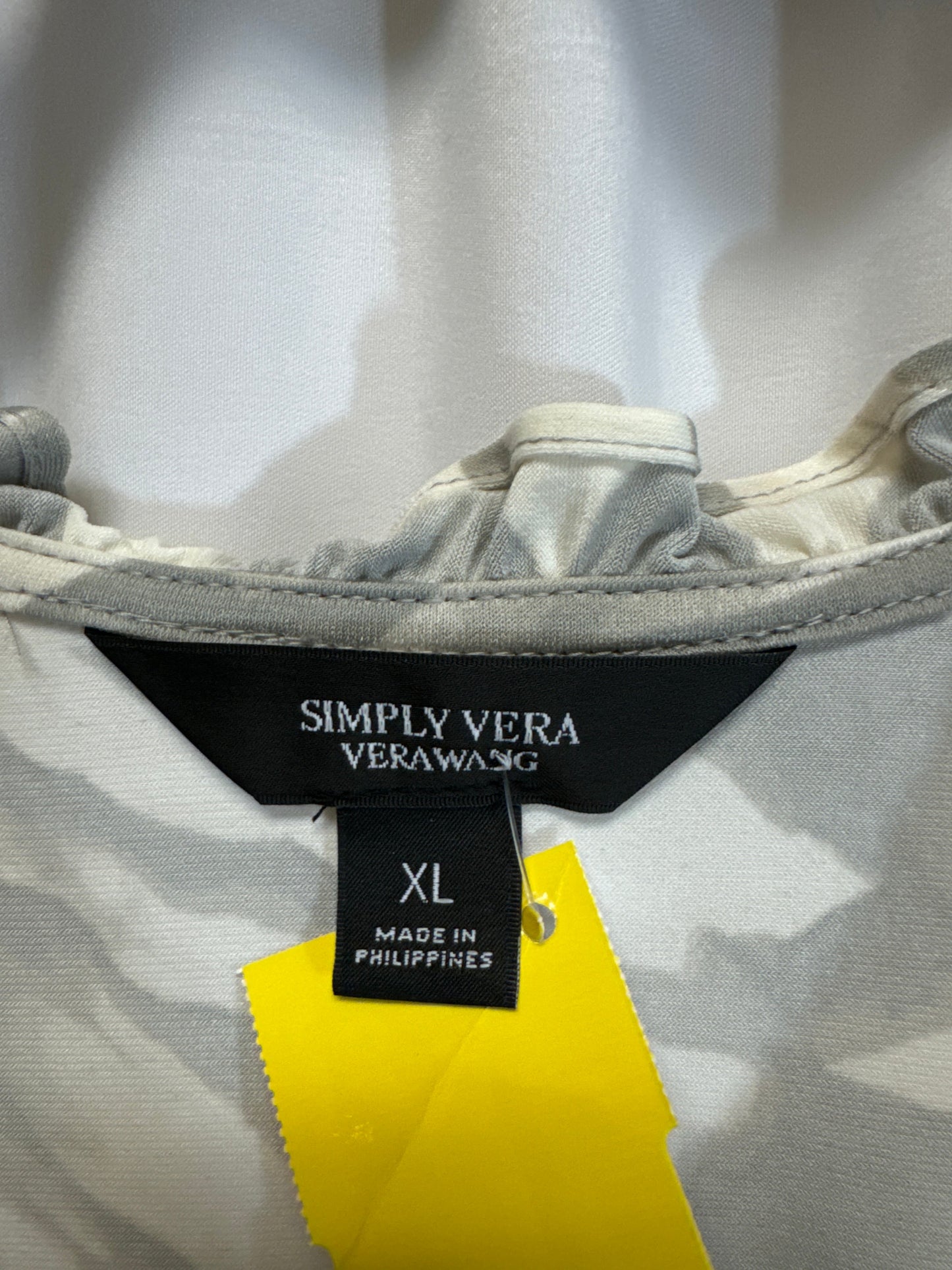 Top Long Sleeve By Simply Vera In Grey, Size: Xl