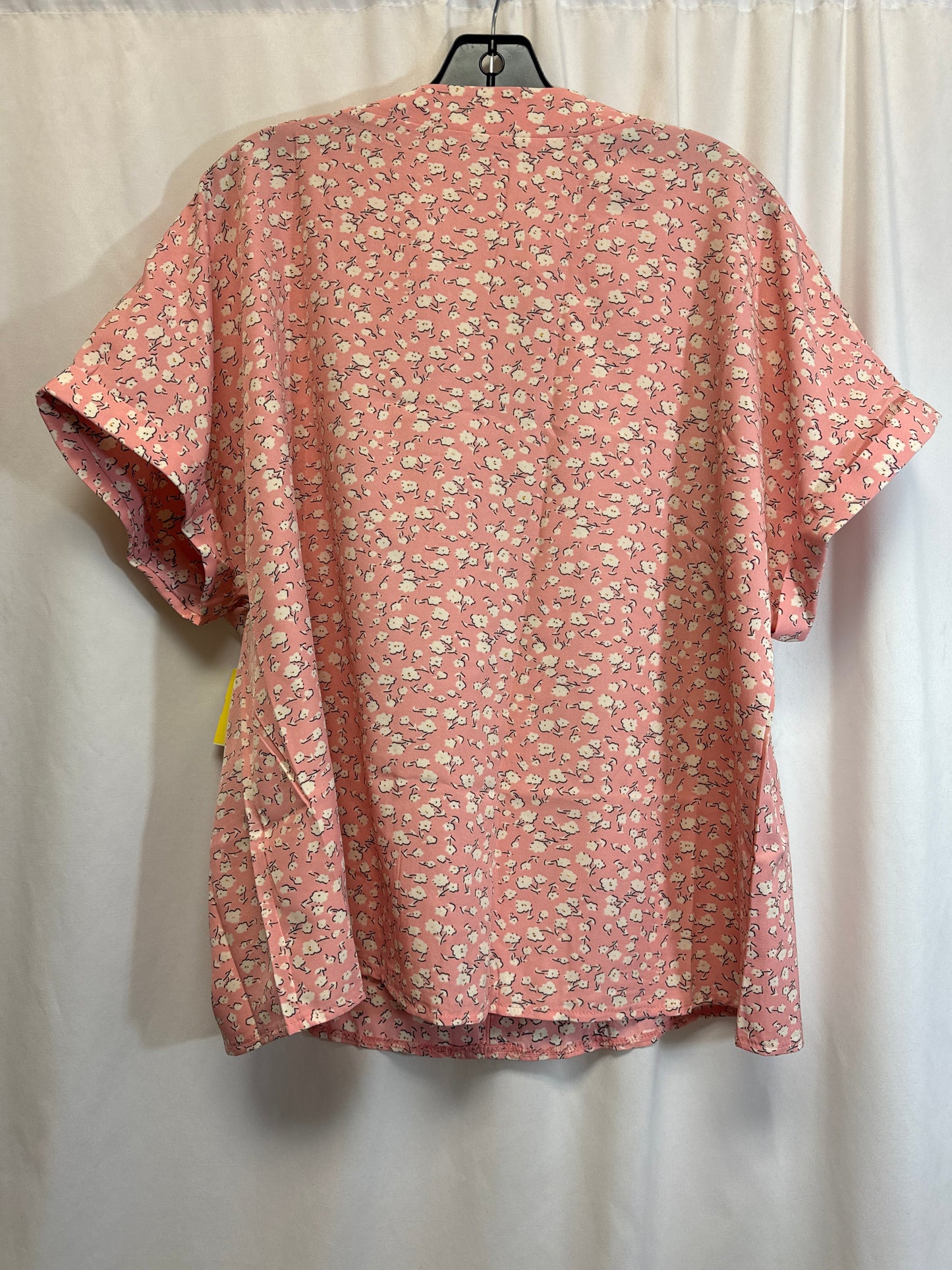 Top Short Sleeve By Shein In Pink, Size: 1x