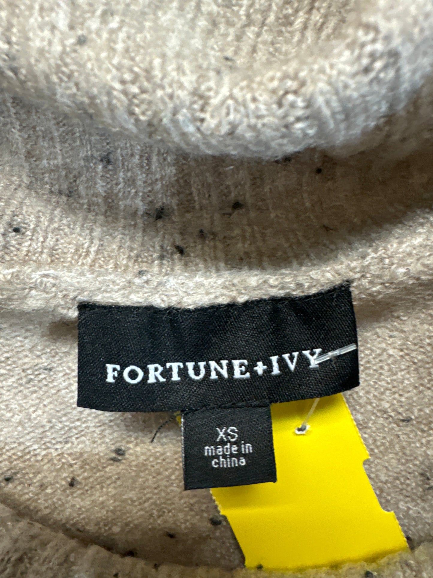 Sweater By Fortune & Ivy In Brown, Size: Xs