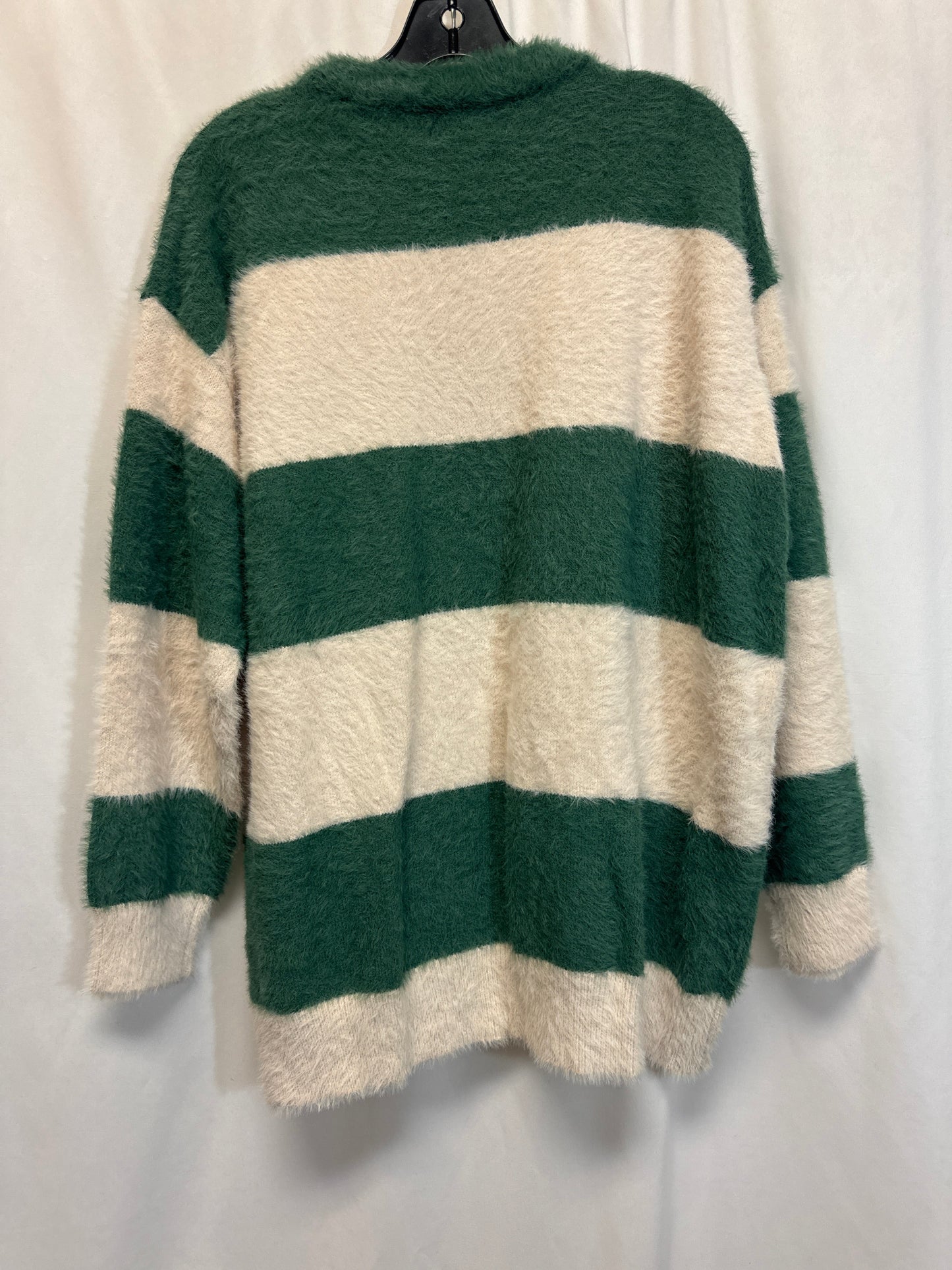 Sweater By First Love In Green, Size: L